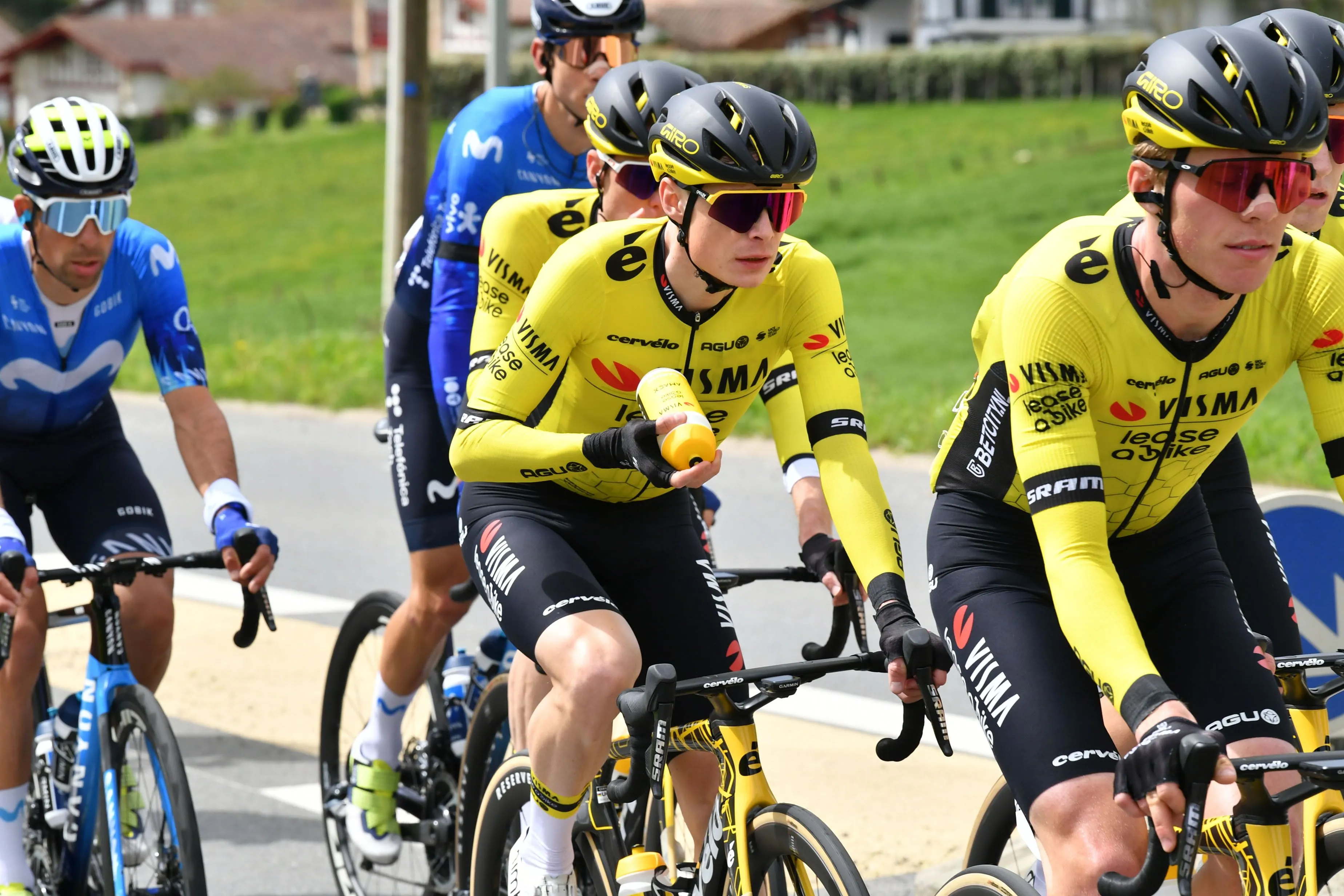 Victor Campenaerts quer ajudar Jonas Vingegaard a reconquistar a Volta à França - "Não vai ser fácil. Pogacar é muito forte. Mas acredito firmemente que é possível"