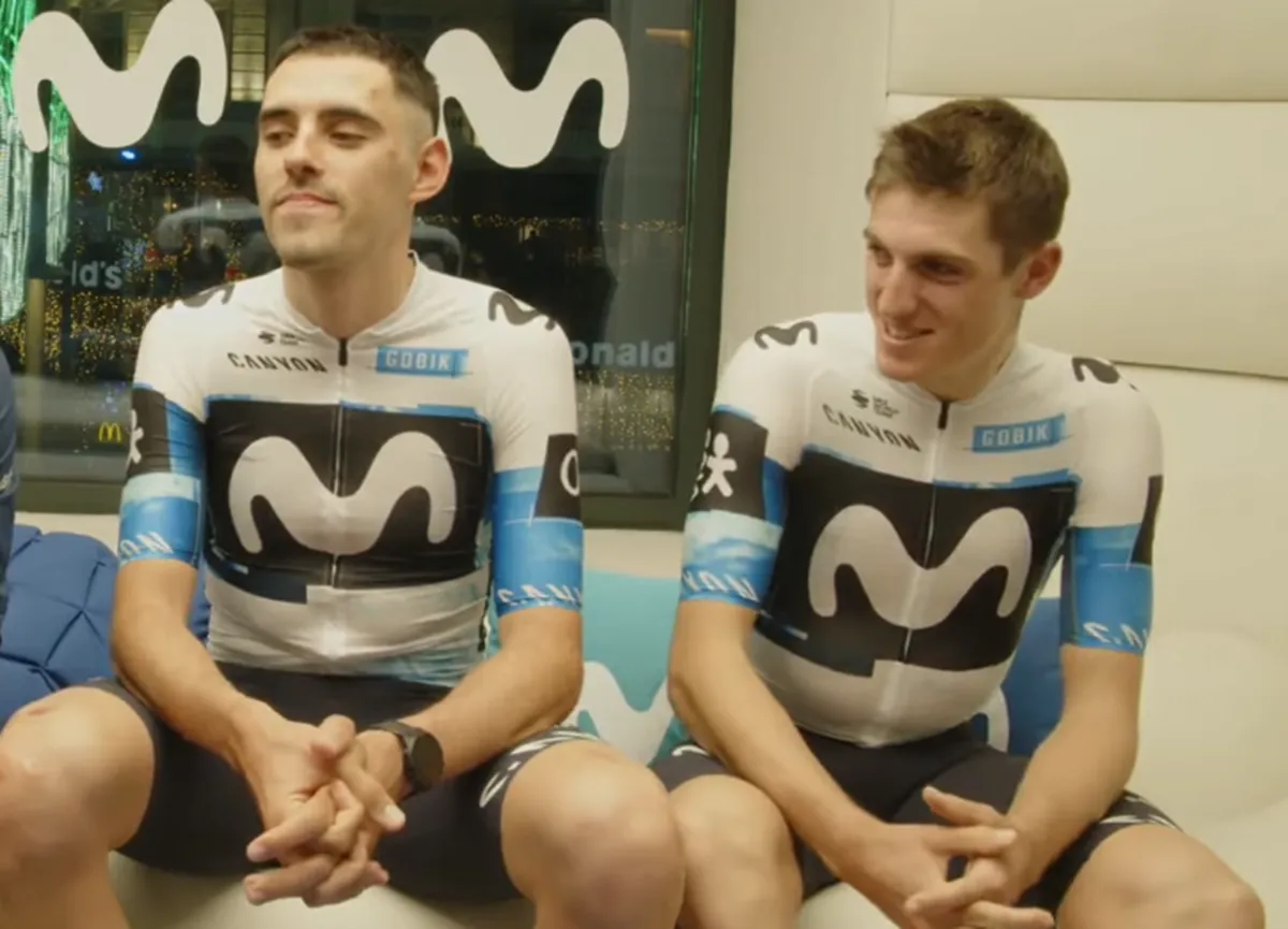 A nova camisola da Movistar para 2025! A formação espanhola vai deixar de usar o tradicional azul.