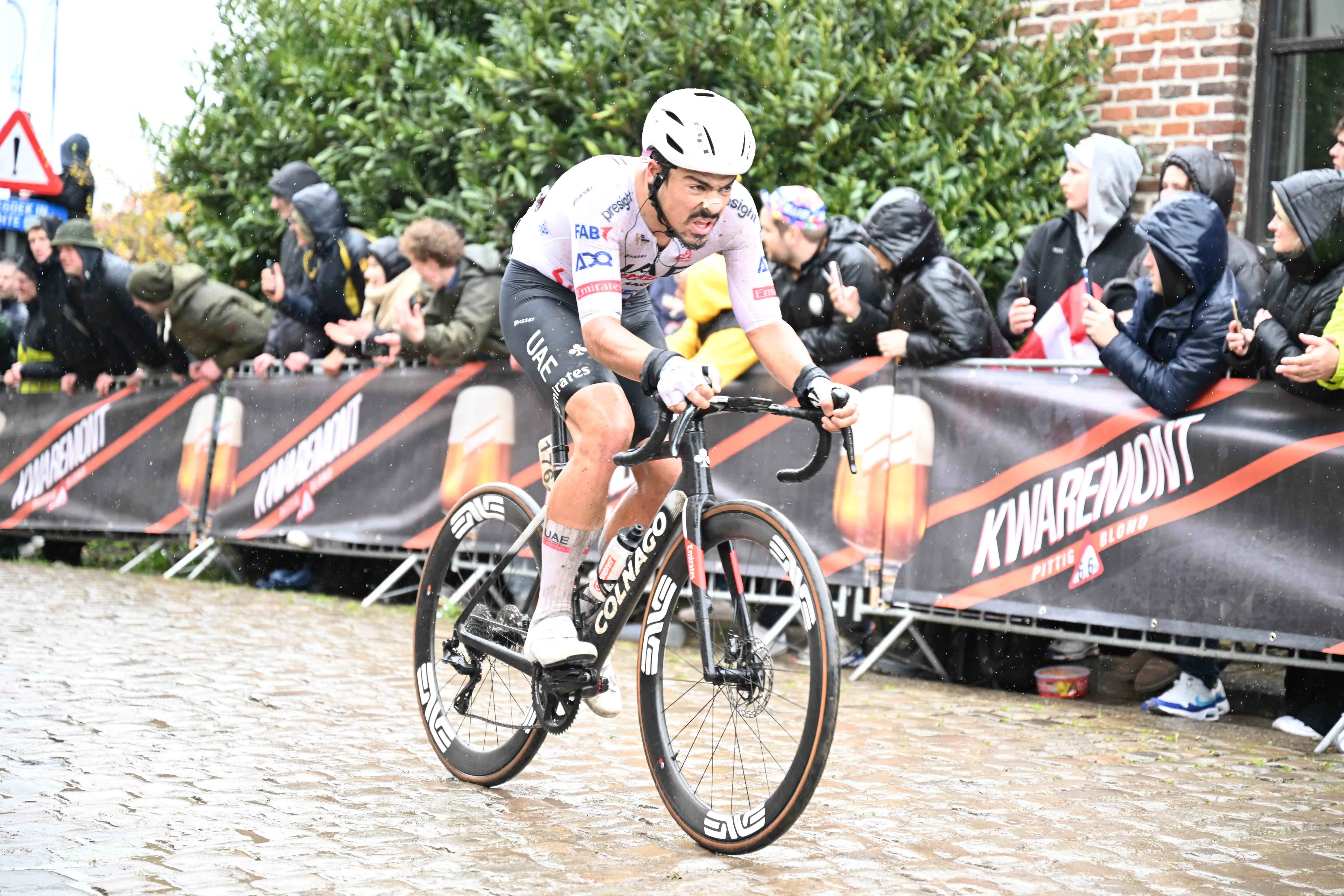 António Morgado talks about 2025, looking back on his debut season on the World Tour: "The doctors told me I was blown up. I was really dead"