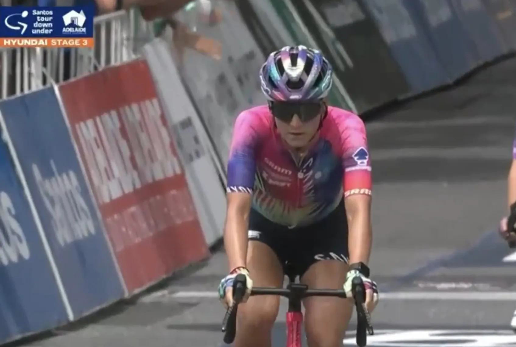 Noemi Rüegg wins 2025 Women's Tour Down Under as Chloe Dygert sprints to victory in Stirling