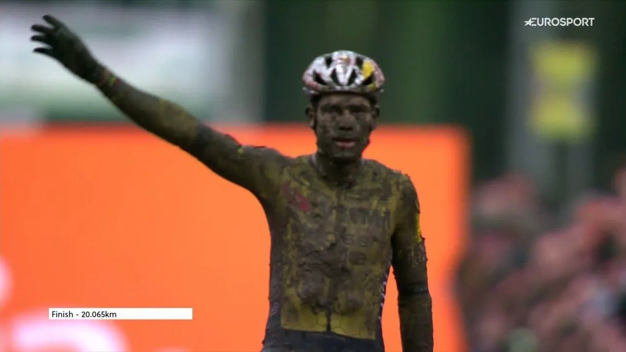 Cyclocross World Cup standings post-Dendermonde after Lucinda Brand & Wout van Aert emerge victorious in the mud