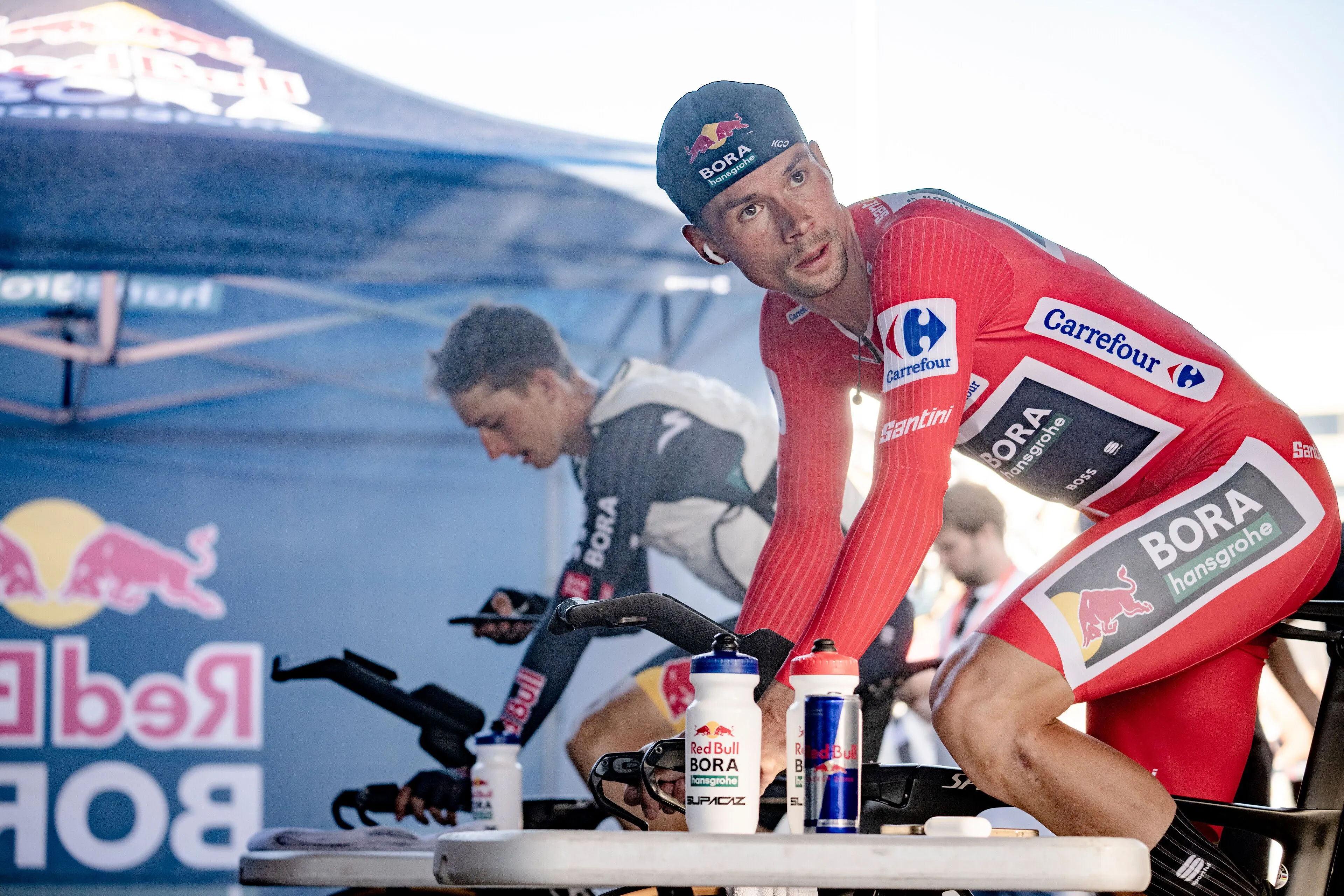 Primoz Roglic não irá lutar pela a quinta vitória na Vuelta: "A decisão da equipa é que ele esteja no Giro e no Tour"