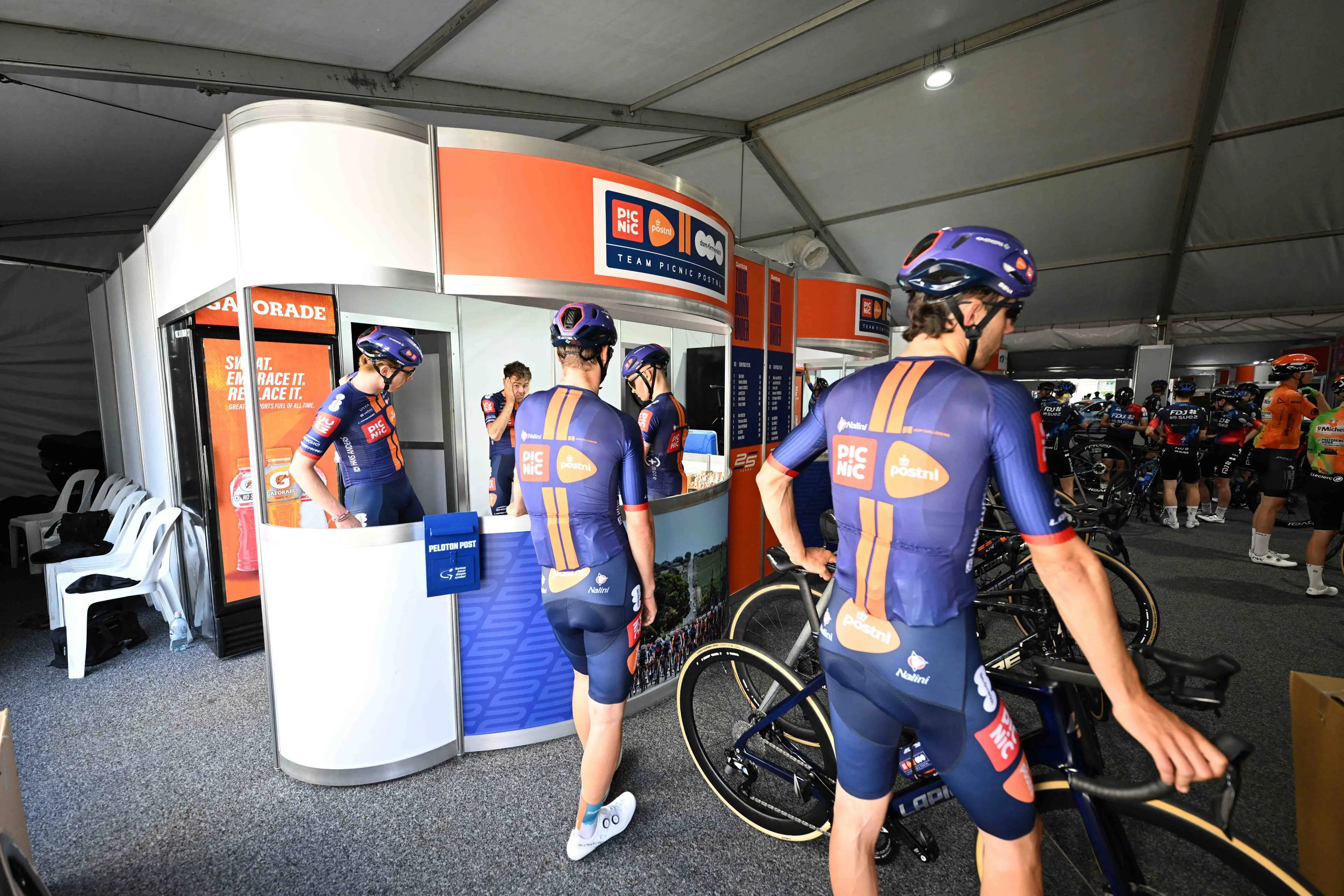 Team Picnic PostNL's Nils Eekhoff hospitalised after nasty AlUla Tour crash