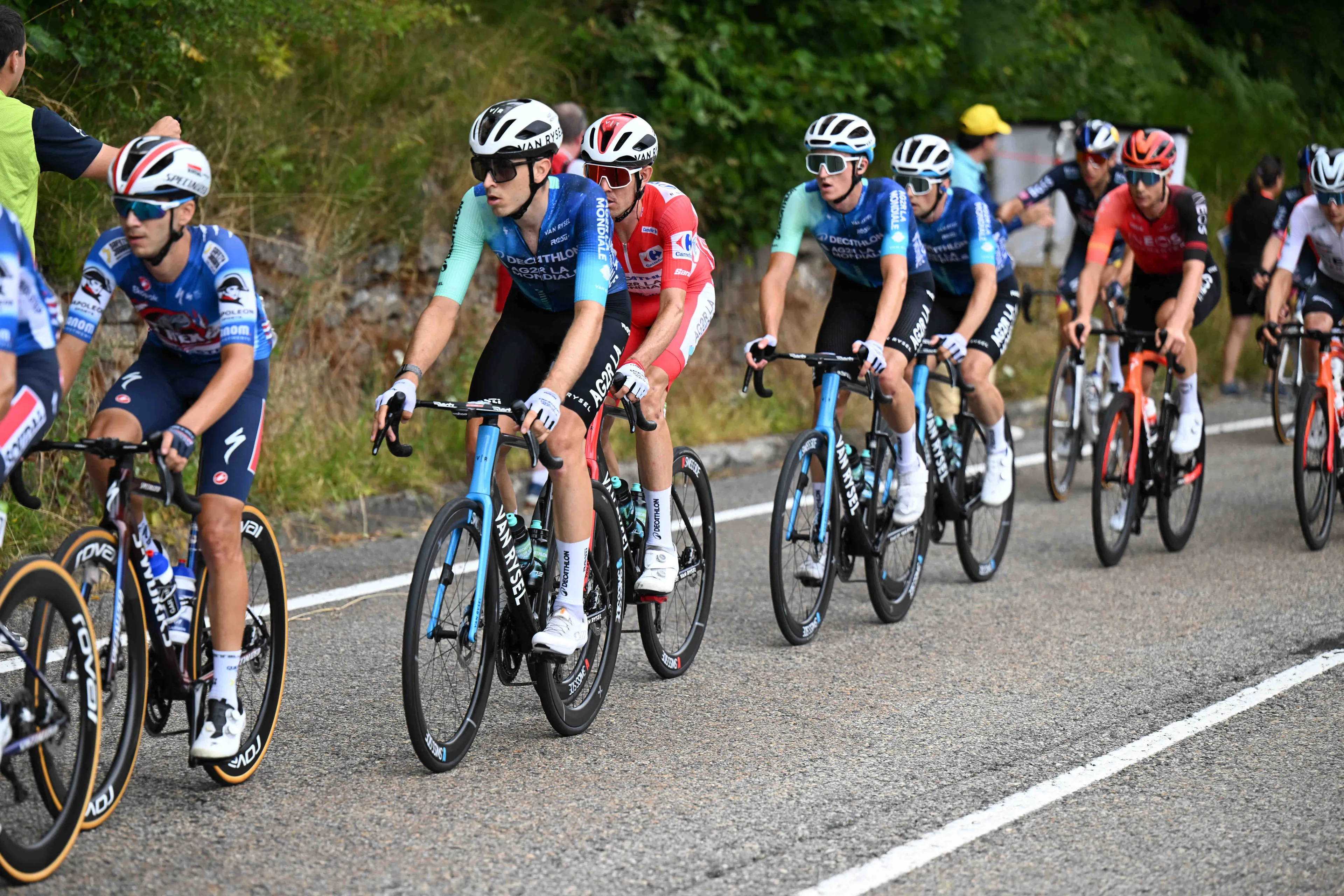 Será esta a razão da notável melhoria da Decathlon AG2R em 2024? "É tudo diferente"