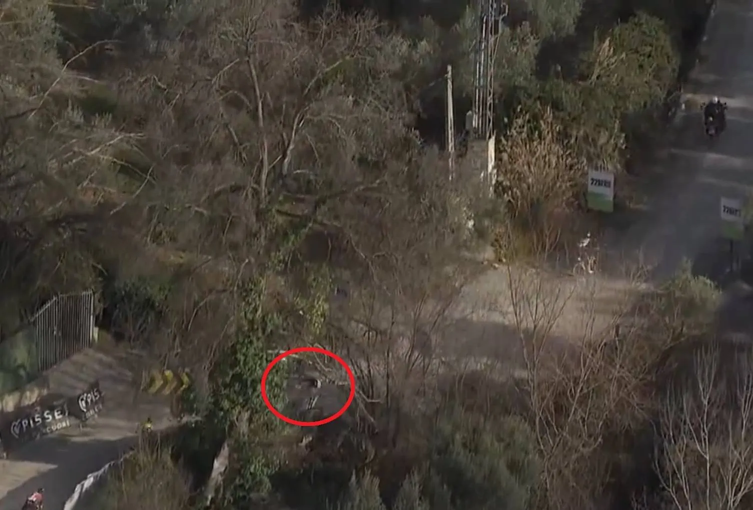 VIDEO | Egan Bernal's crash at Clasica Jaen Paraiso Interior that may have led to fractured collarbone
