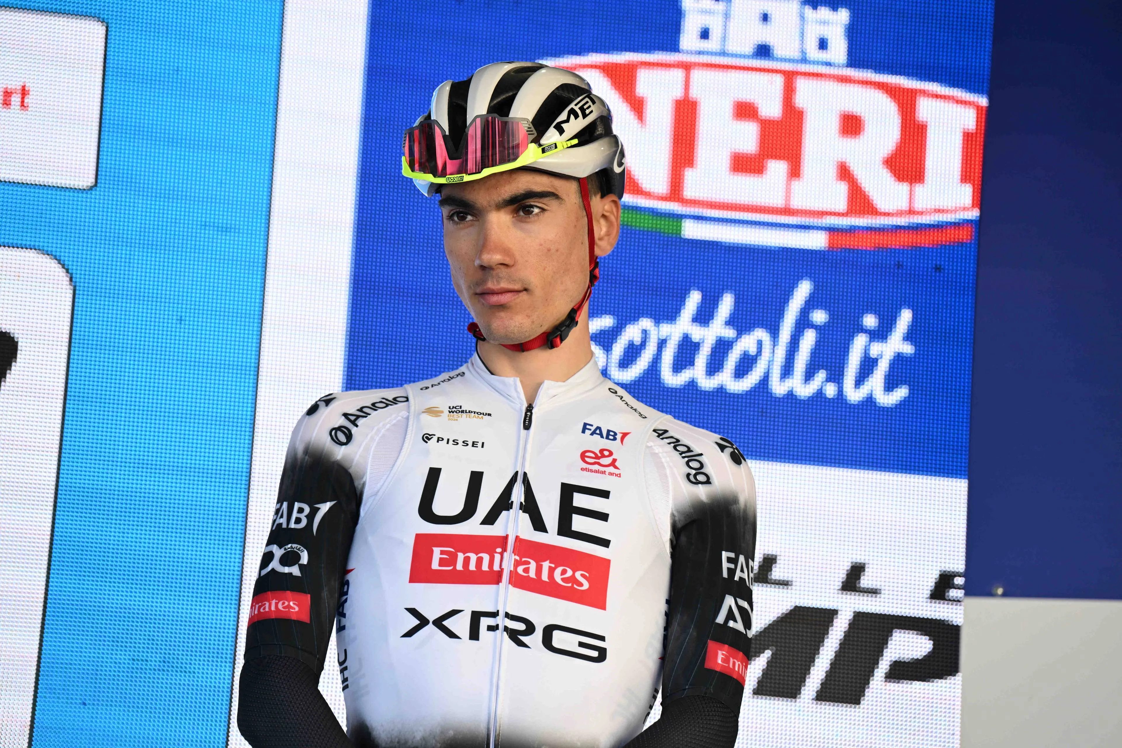 Juan Ayuso plays down importance of Tirreno-Adriatico: "I wouldn't call Tirreno-Adriatico a test for the Giro”