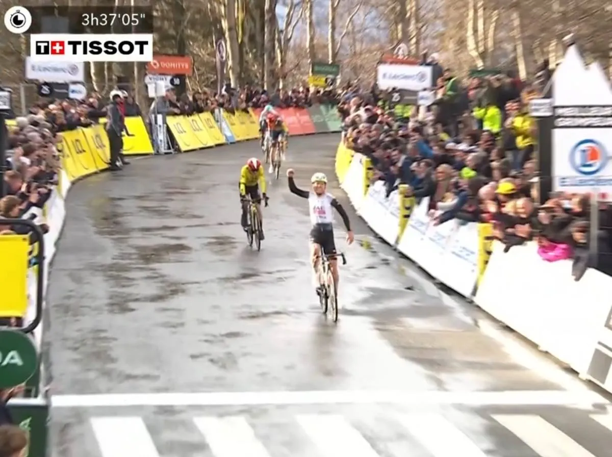 João Almeida beats Jonas Vingegaard to win hailstorm-hit day at Paris-Nice