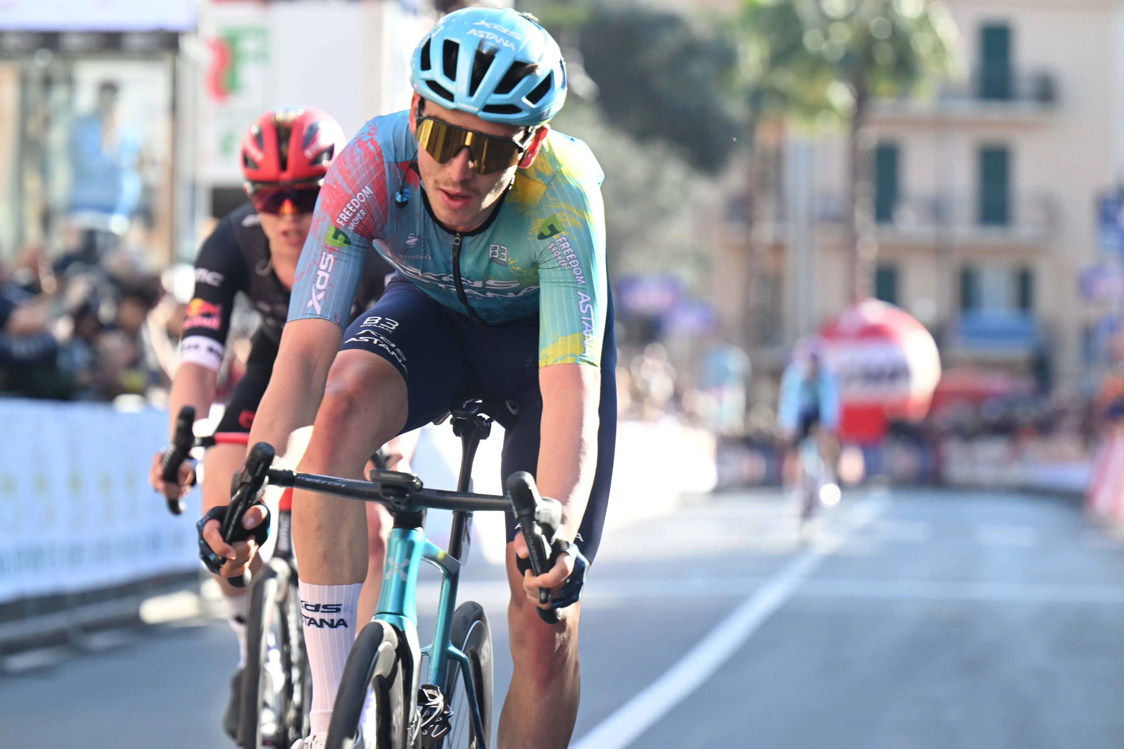 A Astana acredita que Christian Scaroni pode surpreender na Strade Bianche: "É um dos candidatos ao pódio"