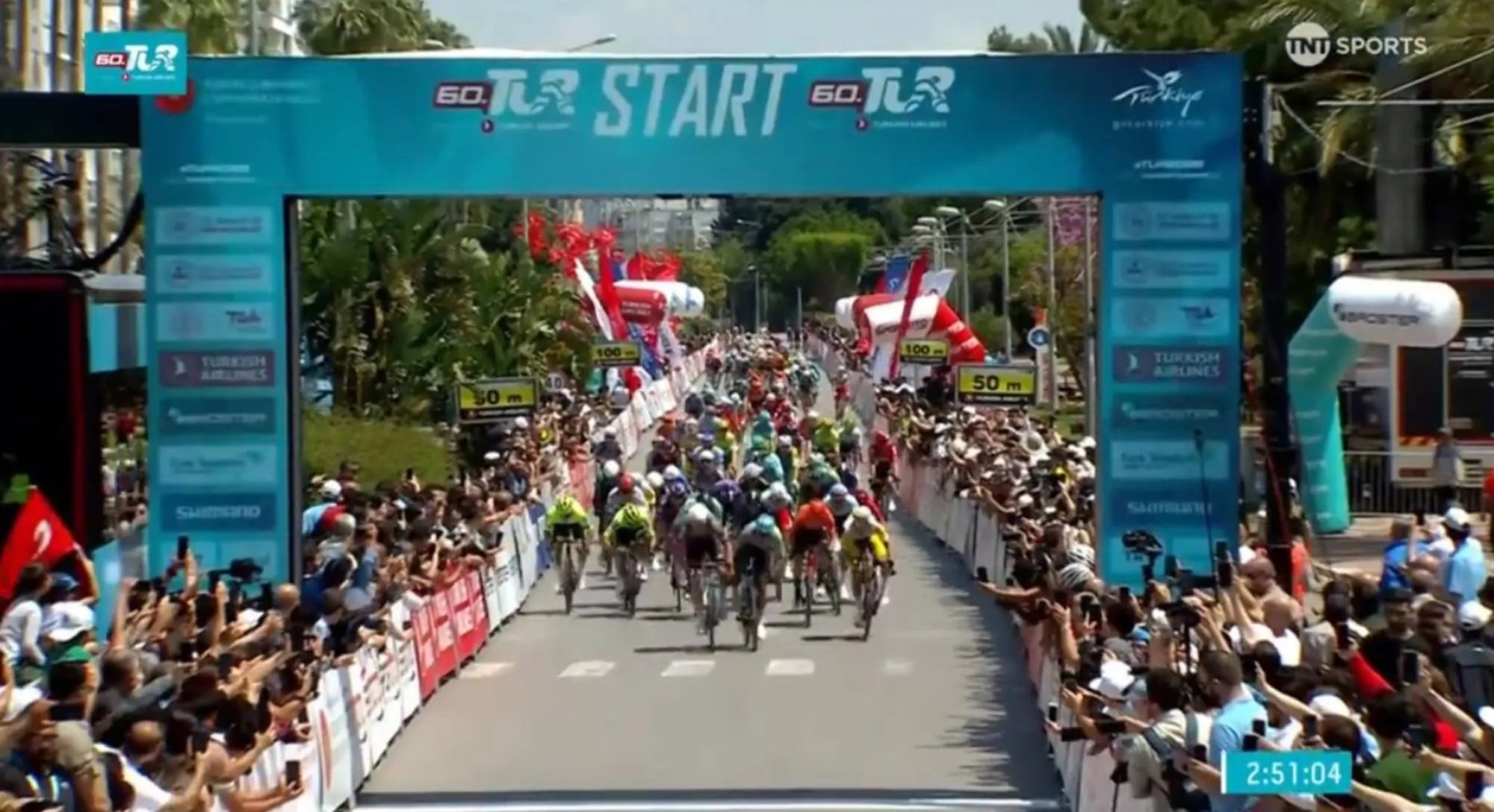 Simon Dehairs bate Matteo Malucelli num sprint apertado e conquista a 1ª etapa da Volta a Turquia!