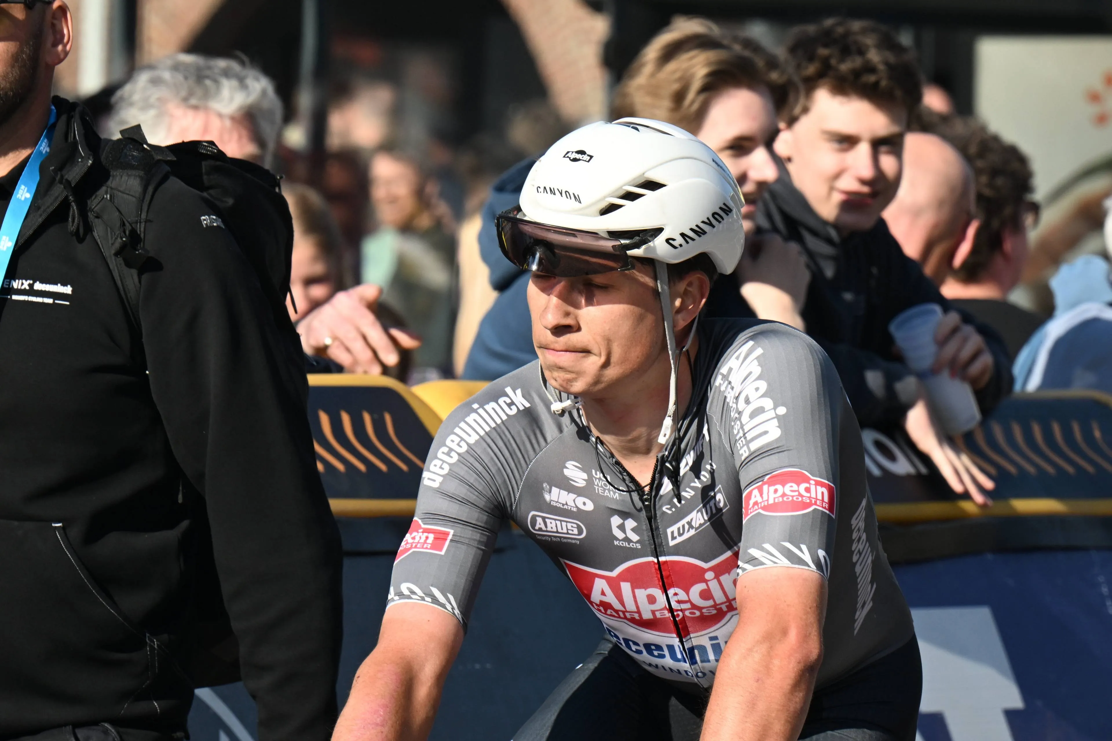 "It was a sh*t situation" - Jasper Philipsen explodes out of contention at Paris-Roubaix 2025