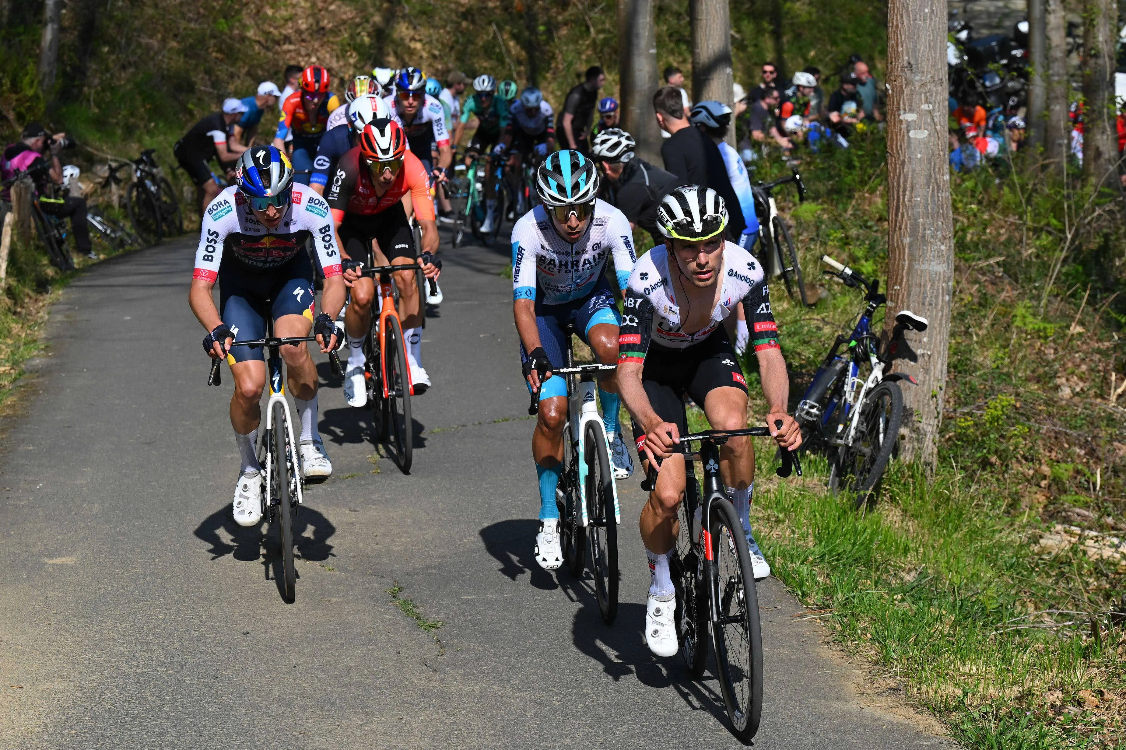 "In the end I made a mistake in the corner, but it is what it is" - Mixed feelings for João Almeida at the end of a brutal day in Itzulia