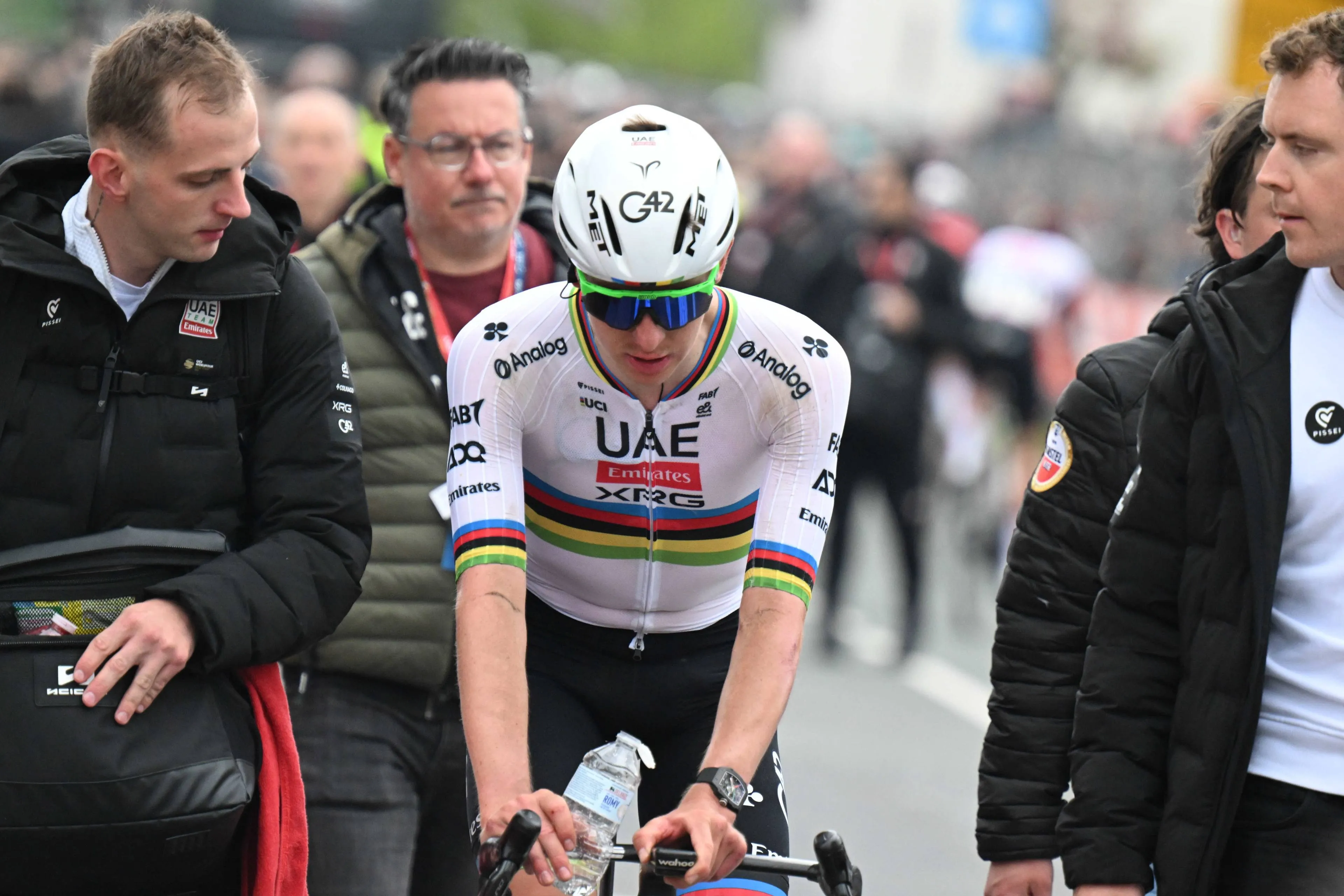 Skjelmose surpreende na Amstel Gold Race e quebra a invencibilidade de Pogacar