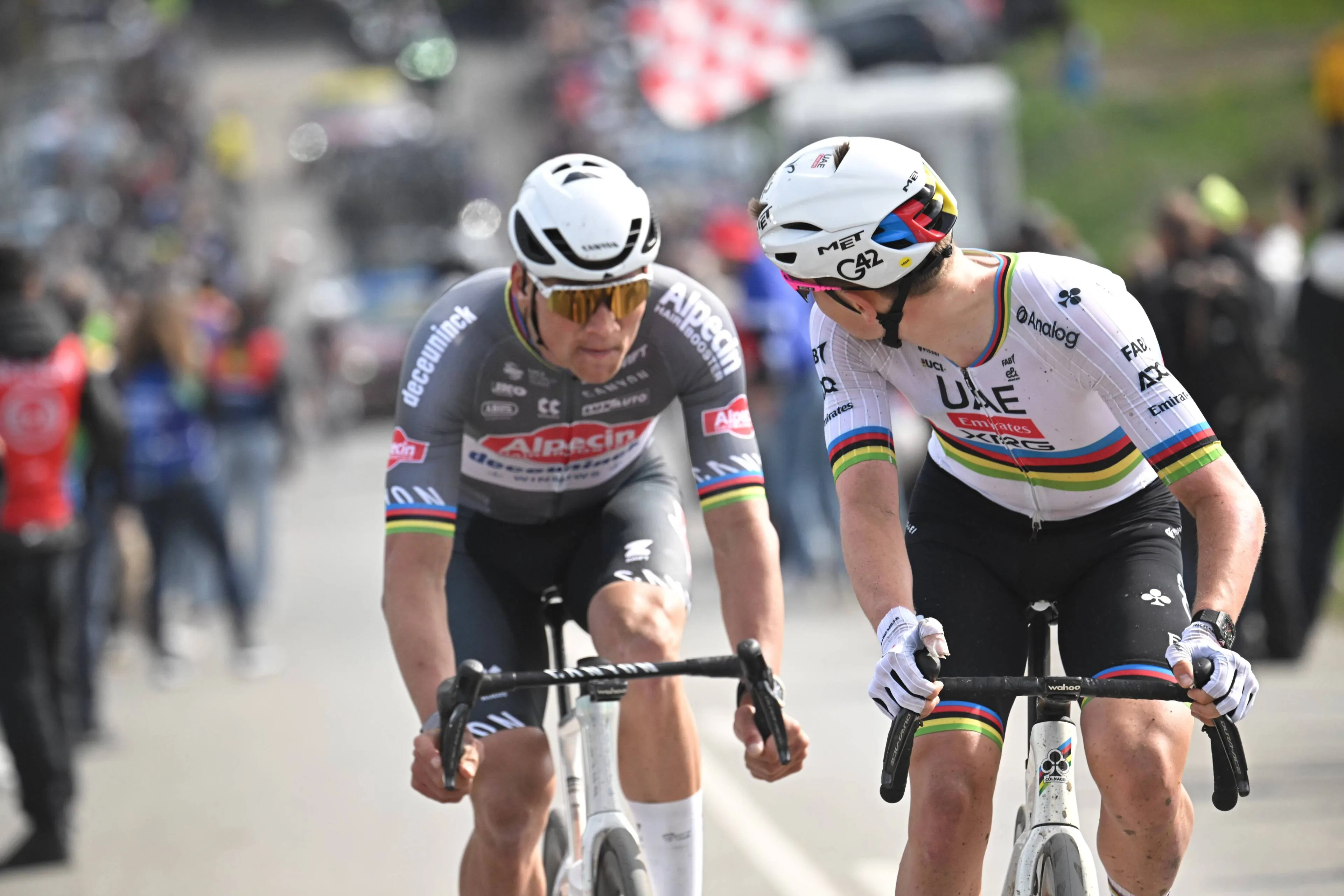 Bruyneel, Hincapie e Martin sobre o duelo épico da Paris-Roubaix: "Foi um tipo de ciclismo que já não víamos há uns anos"
