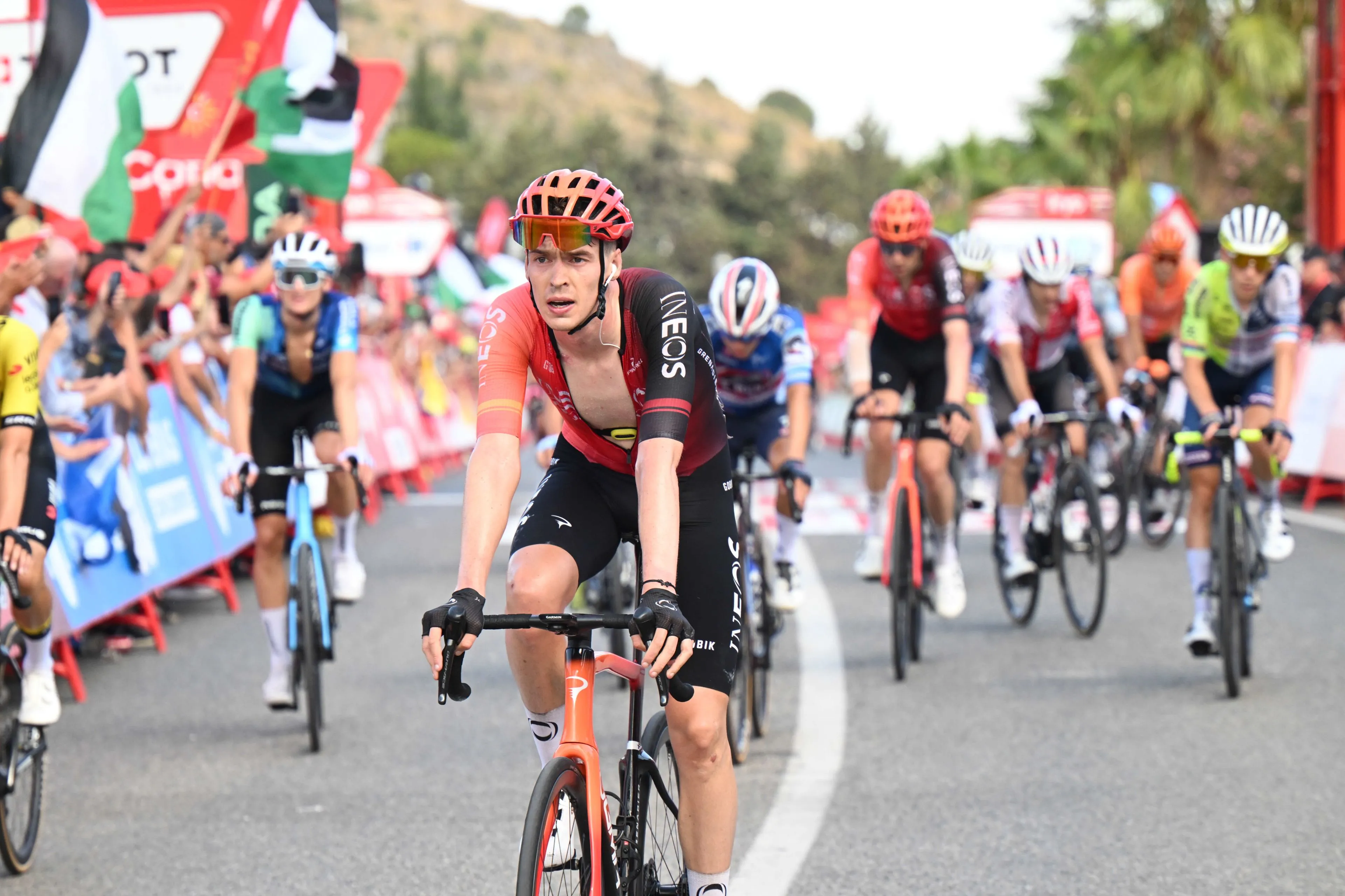 Thymen Arensman aposta na Volta aos Alpes para afinar a forma rumo ao Giro