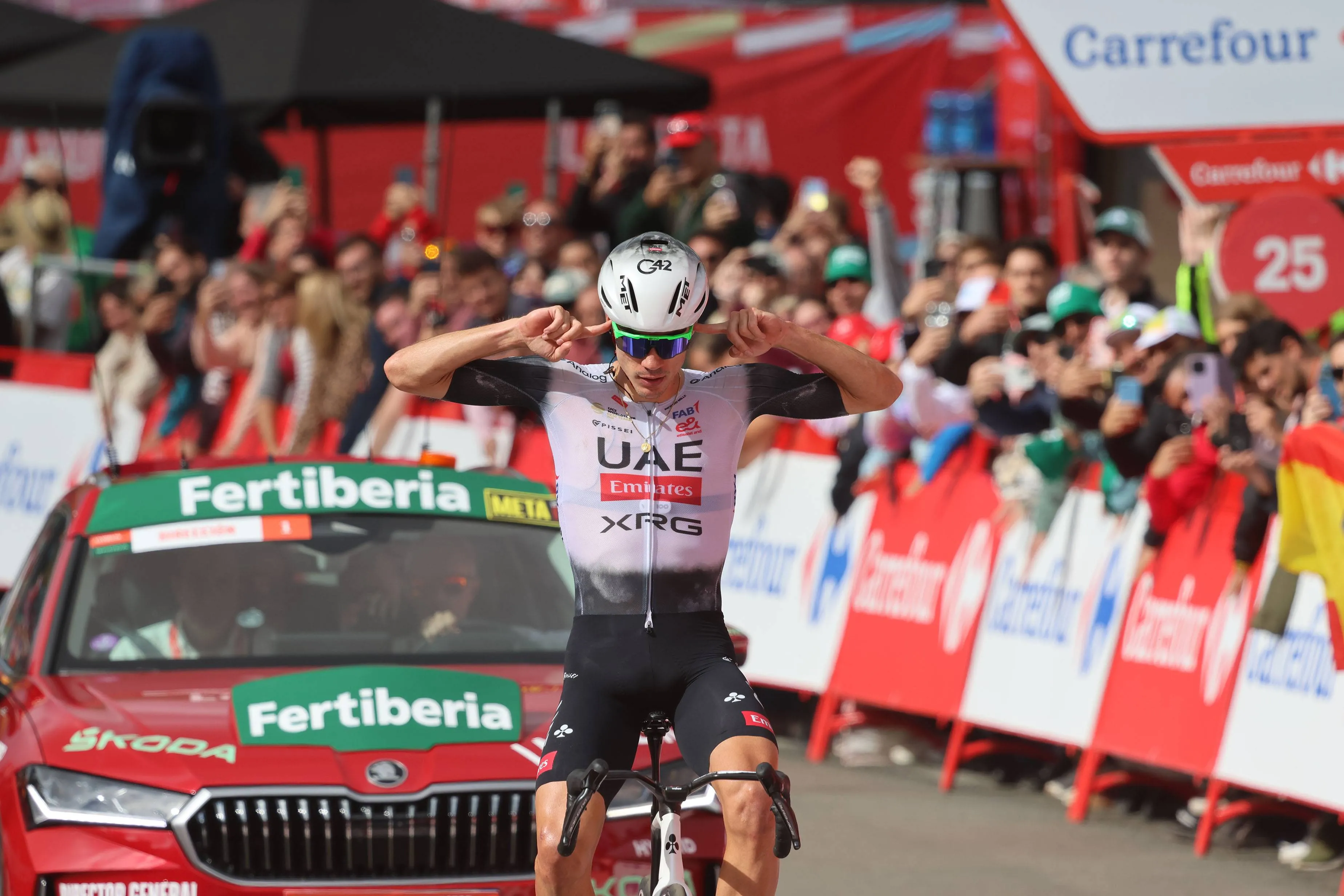 "Estou inclinado para Juan Ayuso" Bruyneel e Martin discutem a possibilidade de uma 2ª vitória de Ayuso na 9ª etapa da Vuelta