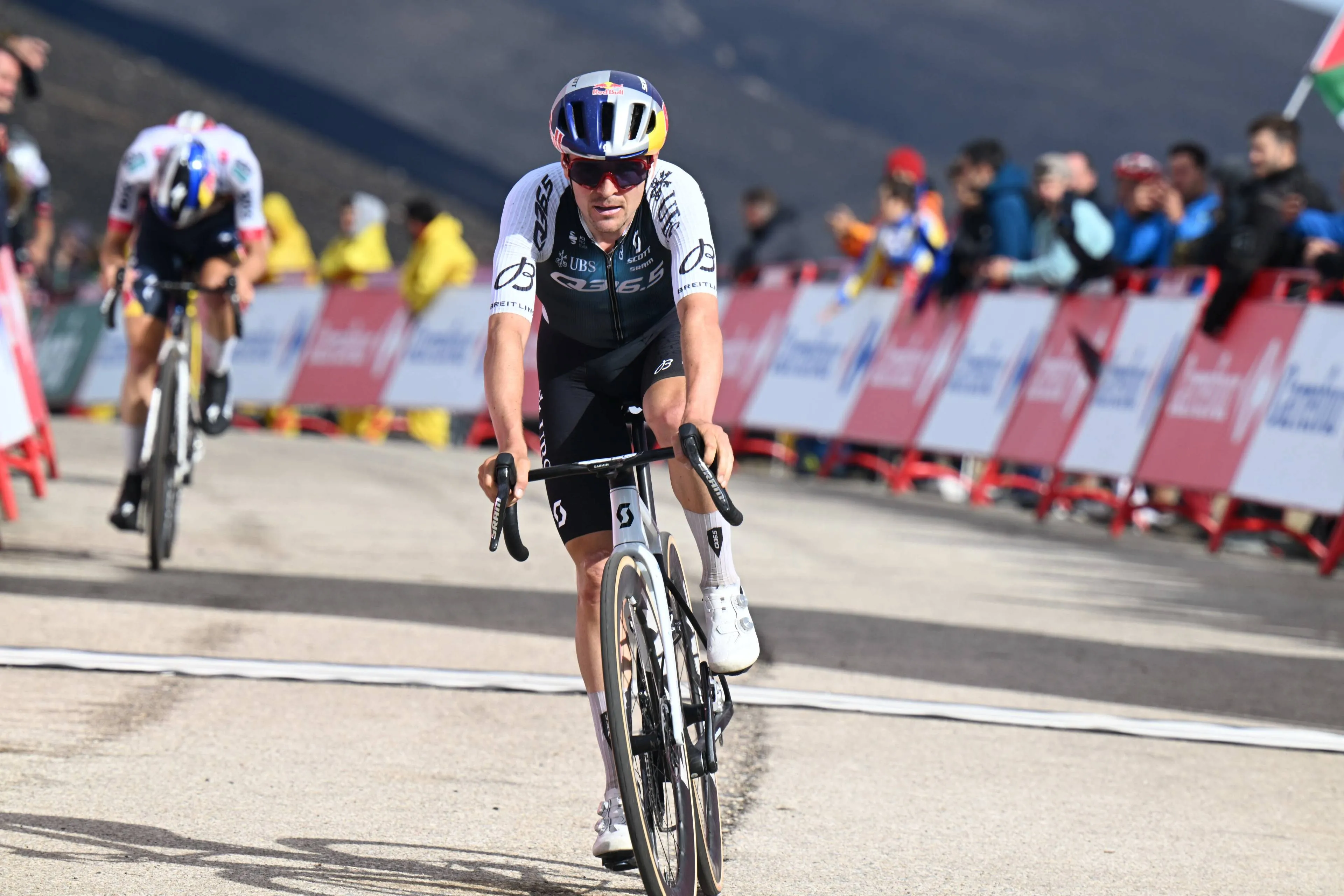 "I sacrificed the stage" - Tom Pidcock puts full aim on La Vuelta podium into decisive days
