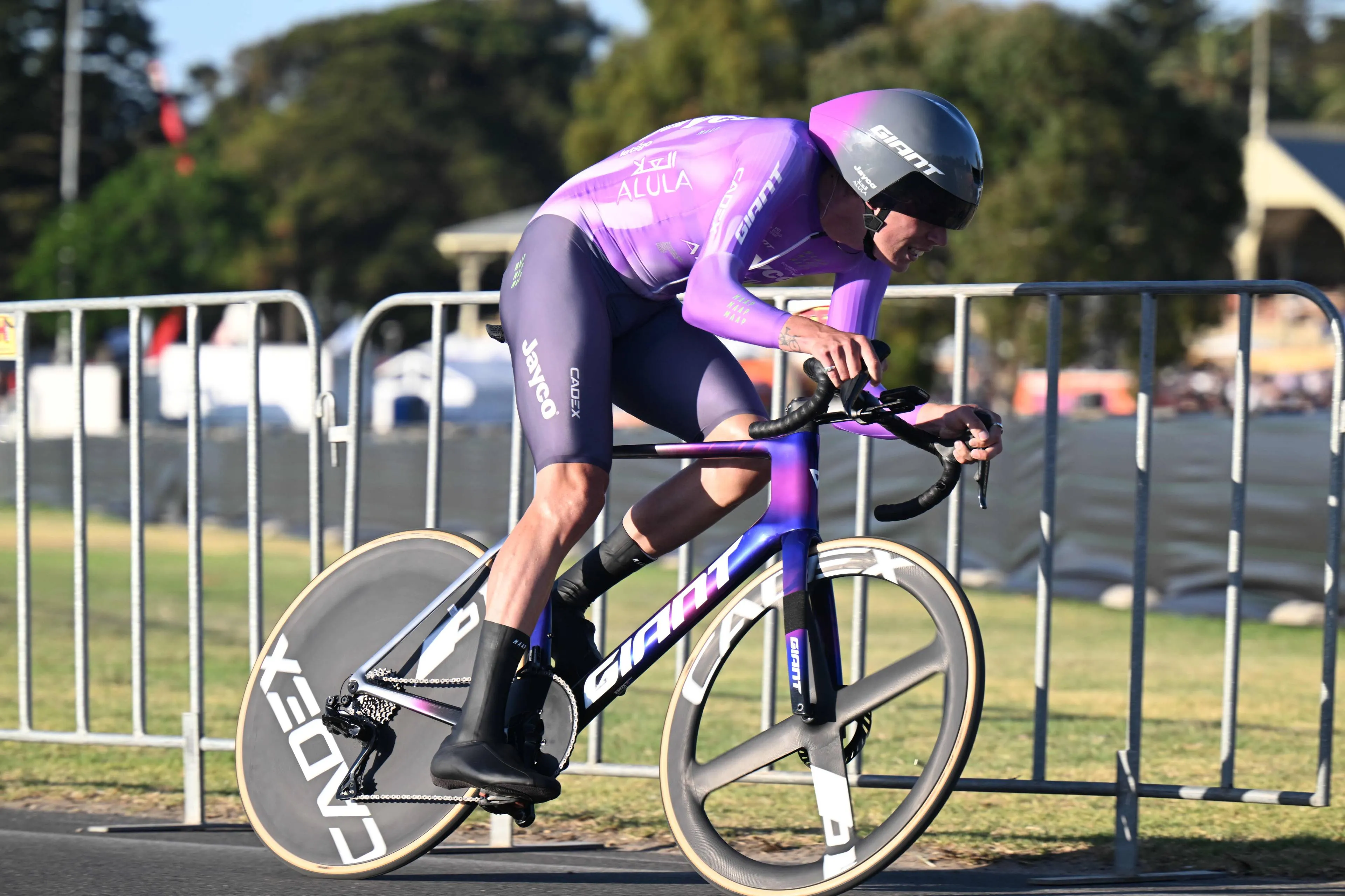 Kelland O'Brien rides the opening prologue of the 2026 Tour Down Under