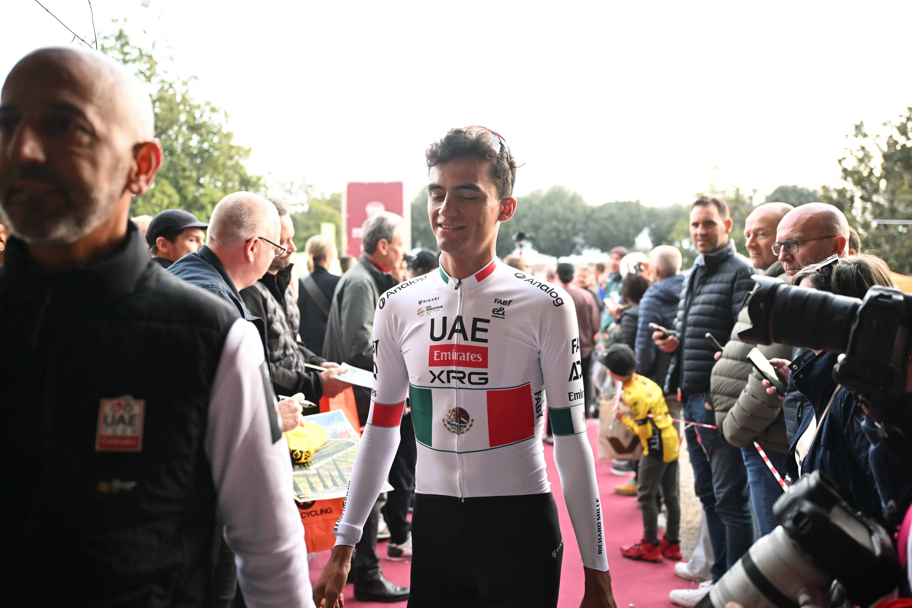 Isaac del Toro ahead of Strade Bianche 2026