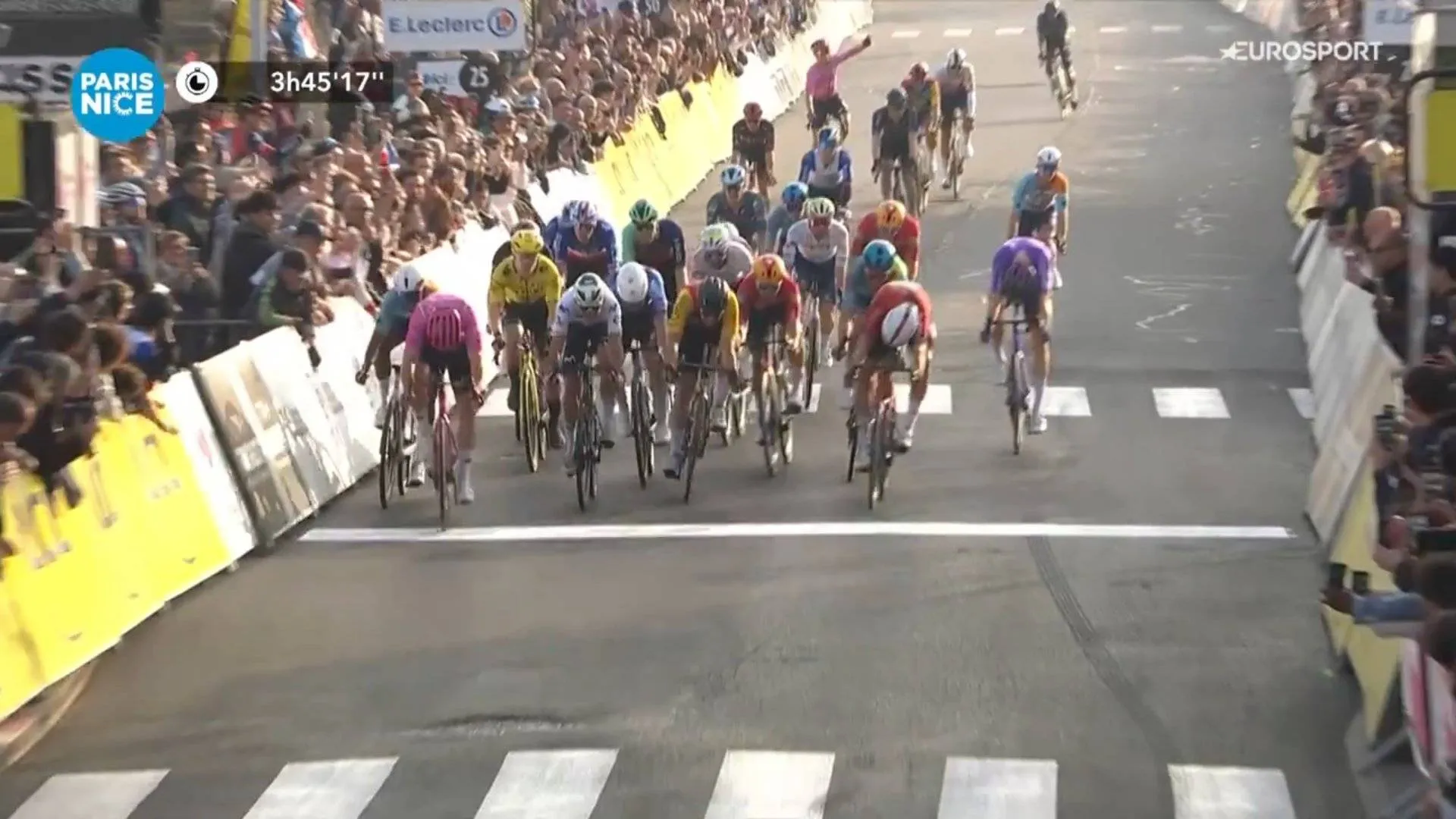 Results Paris-Nice 2026 | American victory on stage 1 as EF's Luke Lamperti takes sprint win