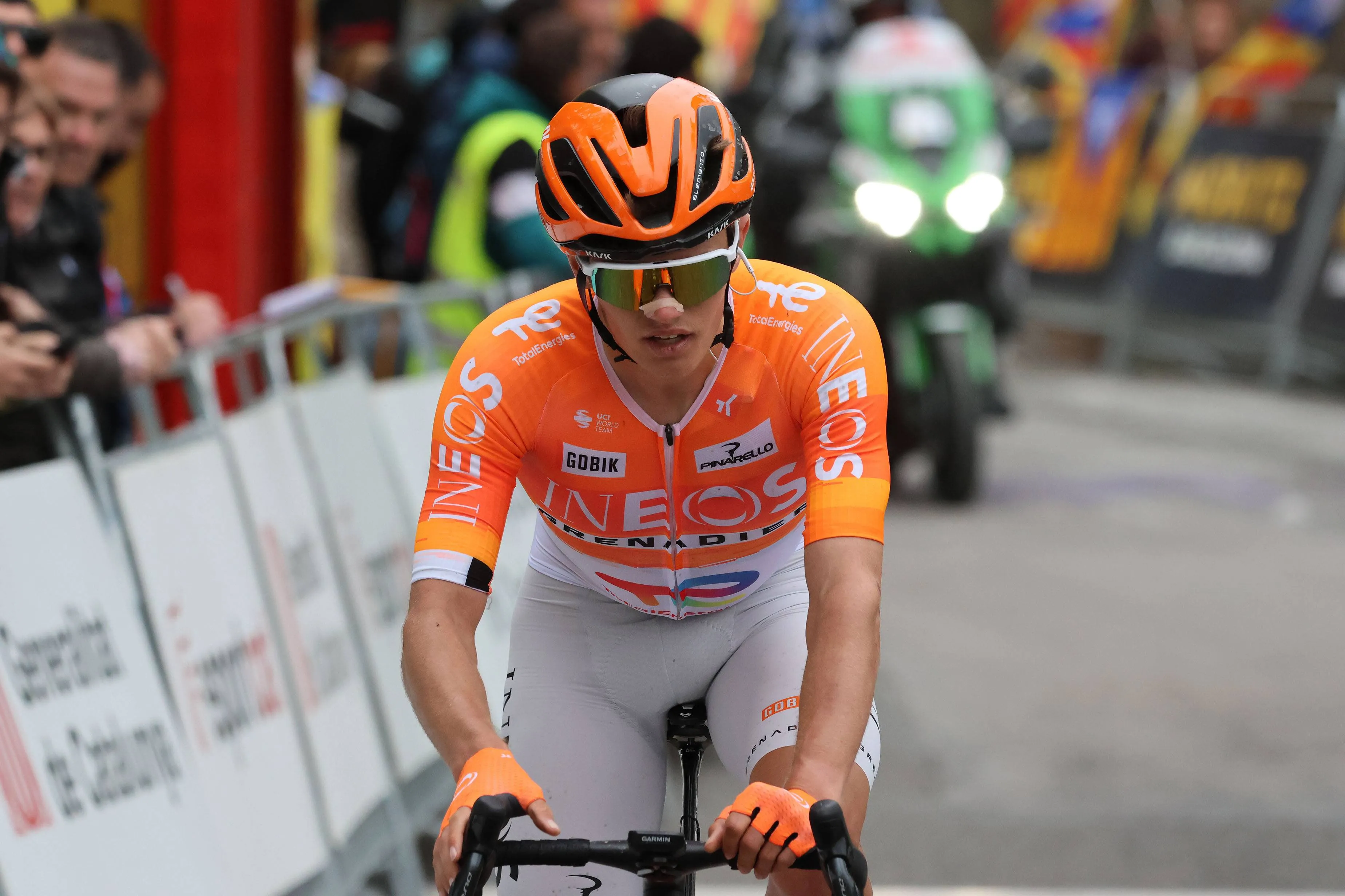 Oscar Onley’s difficult start to life at INEOS Grenadiers continues as British GC threat abandons Tour de Romandie 2026 on stage 1