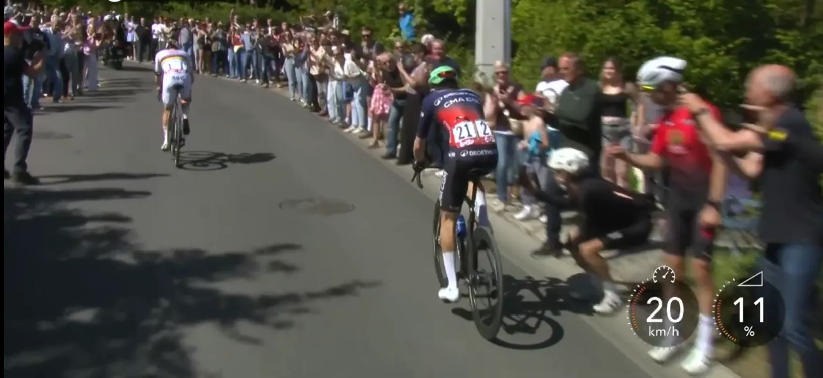 "Euphoria and confusion" - Paul Seixas describes following Pogacar up Côte de La Redoute