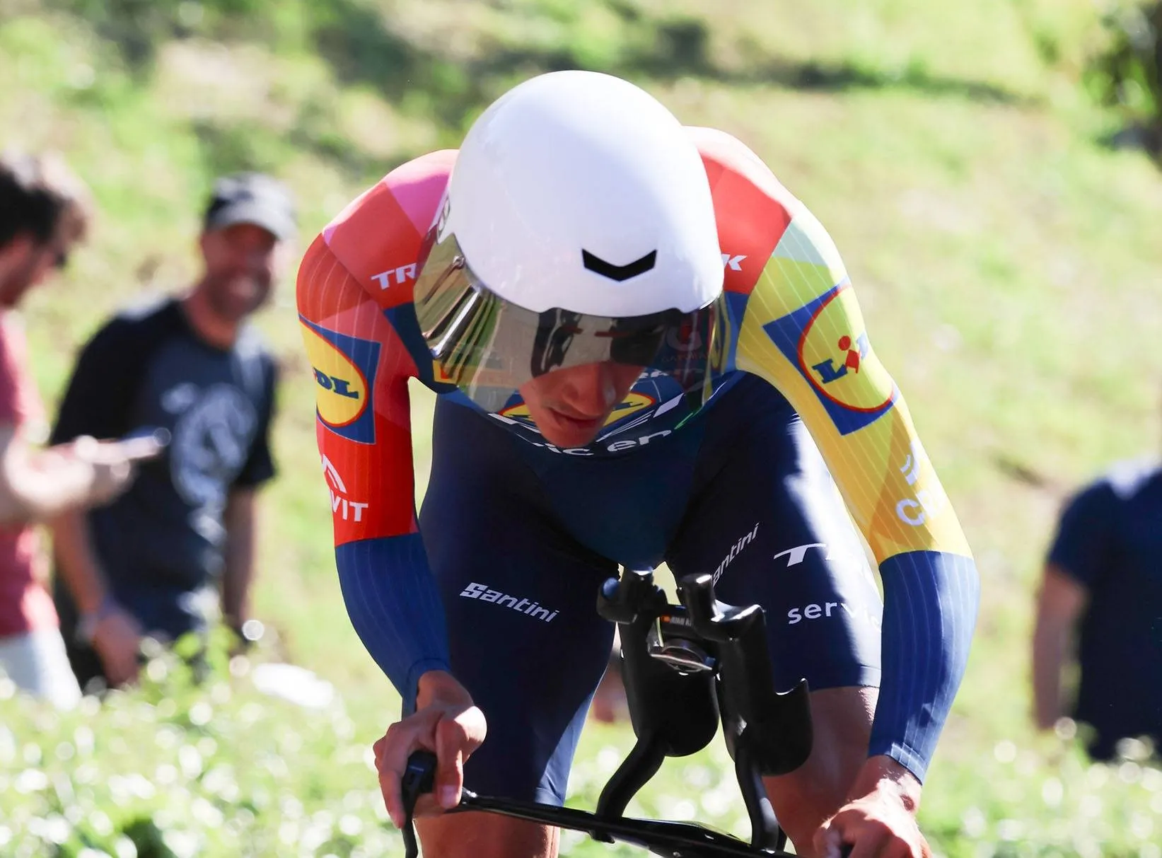 Another DNF, same questions: Juan Ayuso’s stage race struggles continue after Itzulia Basque Country