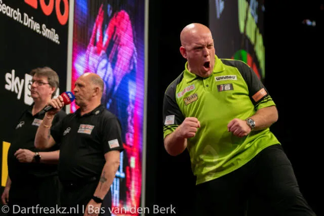 25 03 2022 Bas van den Berk PDC Premier league Ahoy Rotterdam night 7 0482 73303