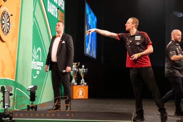 Modus Super Series 'Chris landman als groepswinnaar naar de finale op zaterdag'