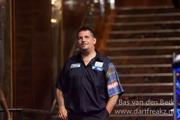 Gary Anderson4