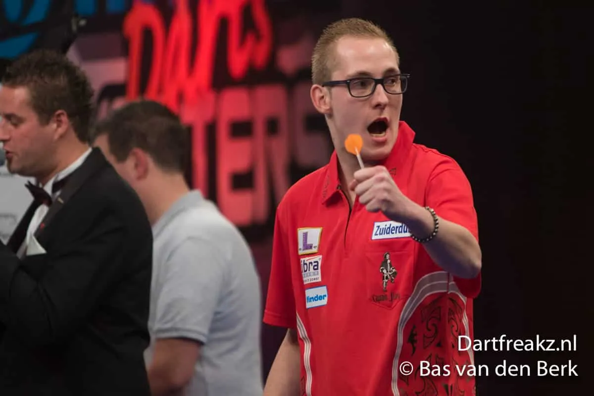 Jimmy Hendriks 9 12 2016 Bas van den Berk Finder Darts Masters 2016 0 15015