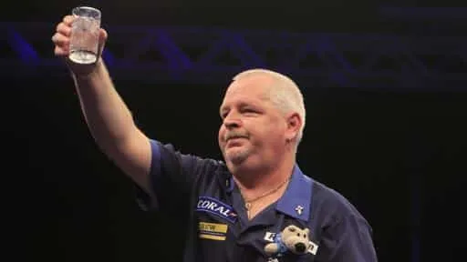 World Seniors Matchplay 2024: Gates en Thornton op koers, maar Taylor moet verstek laten gaan