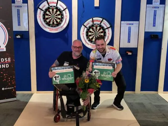Michelovic van Velzen en Serge van Belle winnen Dutch Open Paradarts
