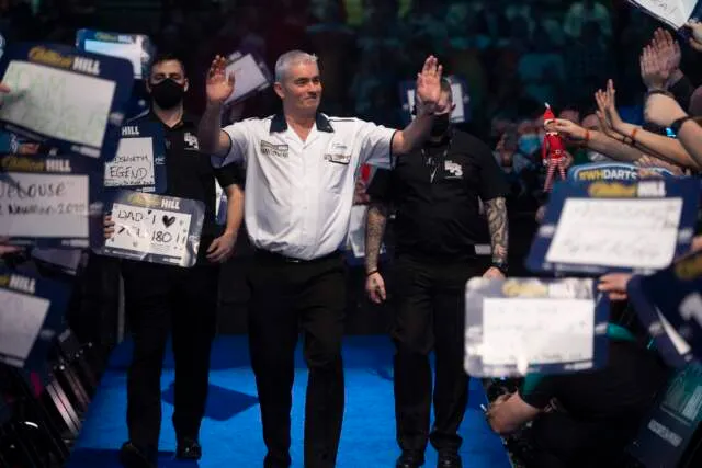 Steve Beaton kondigt pensioen aan: stopt na 2024 met darten