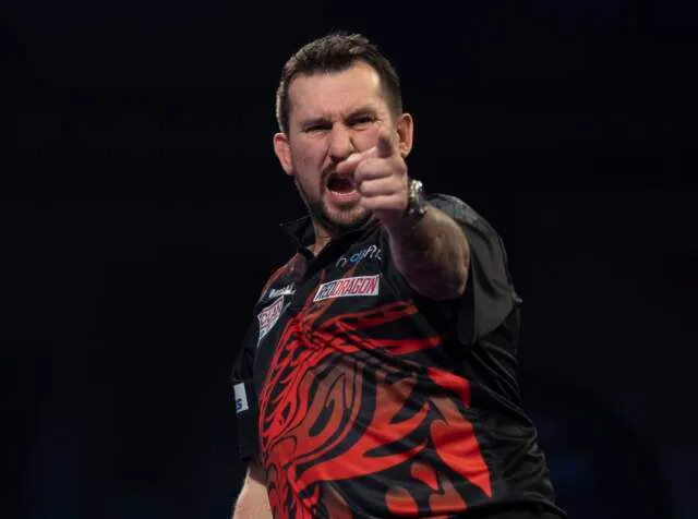 9-darter voor Jonny Clayton met een Nederlands tintje