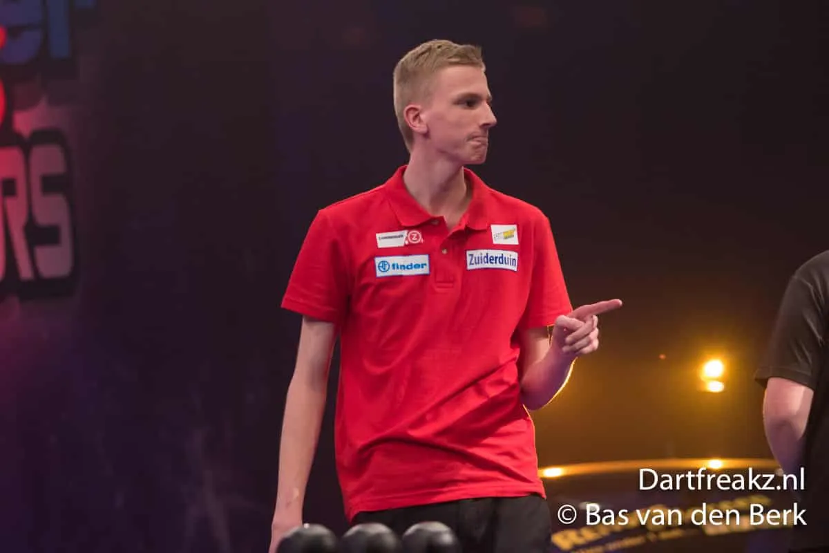 Wessel Nijman 10 12 2016 Bas van den Berk Finder Darts Masters 2016 0 15307