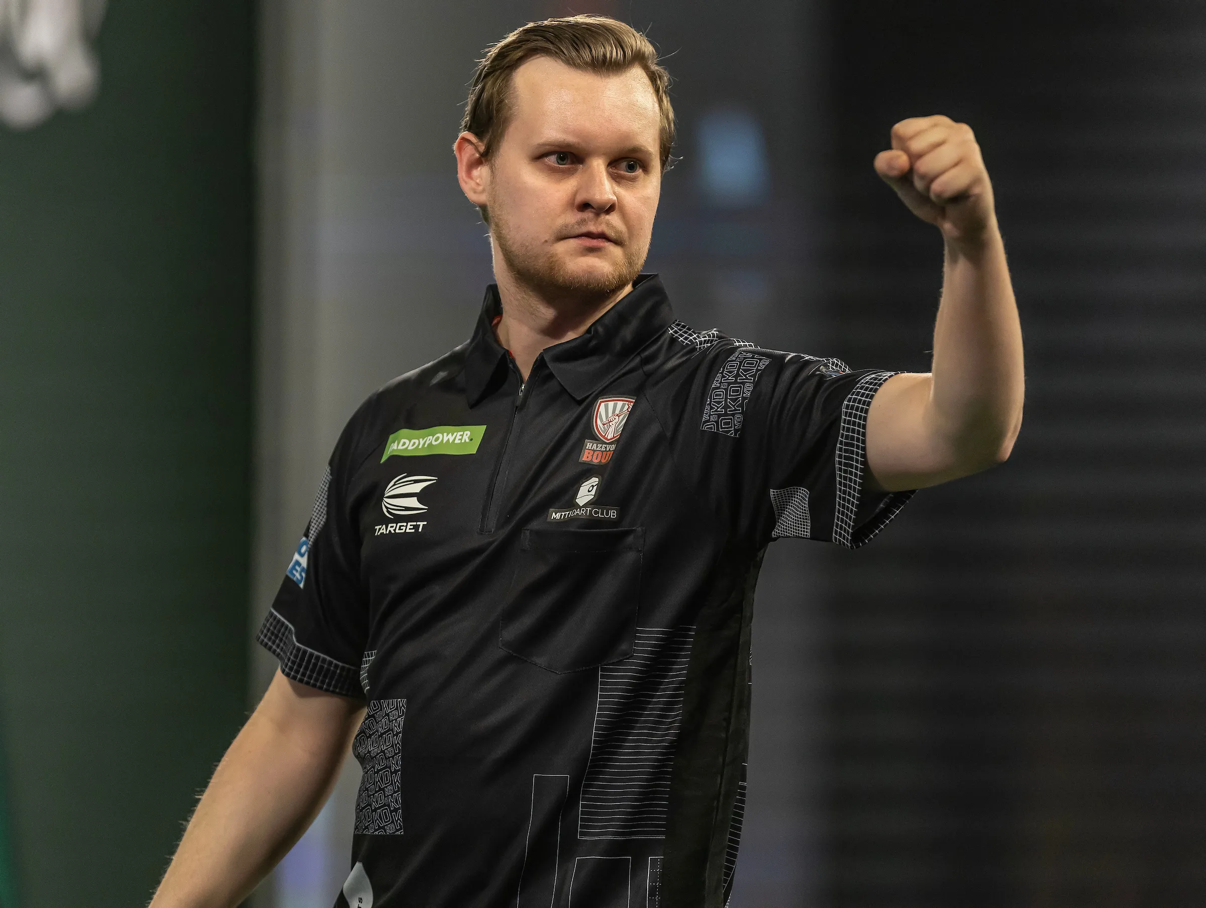 Video Hoogtepunten: Nederlander Kevin Doets schittert op PDC World Darts Championship
