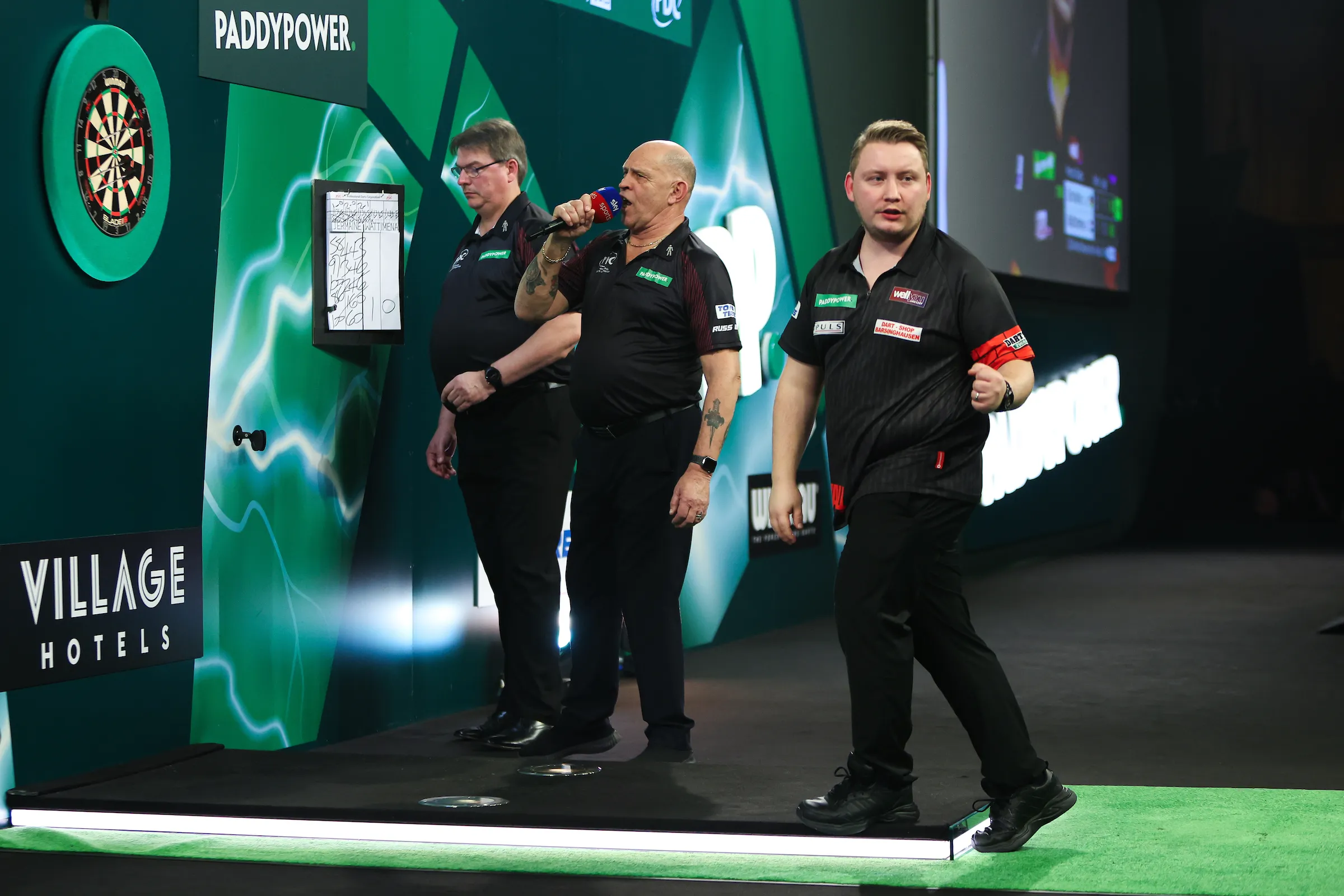Duitser Martin Schindler heeft zijn eerste Euro tour titel gewonnen het International Darts Open