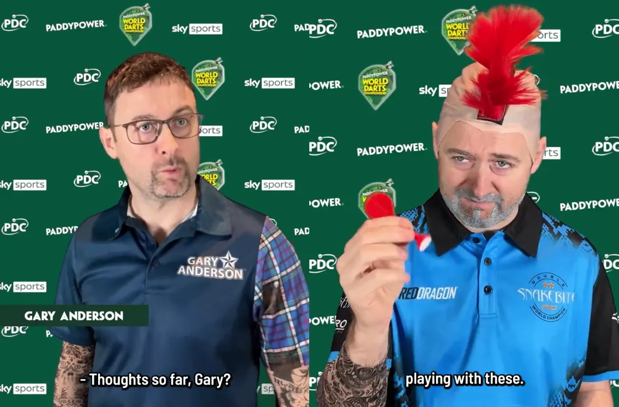 Hilarische beelden van PDC WK imitaties met o.a. Van Gerwen, Barney en Taylor
