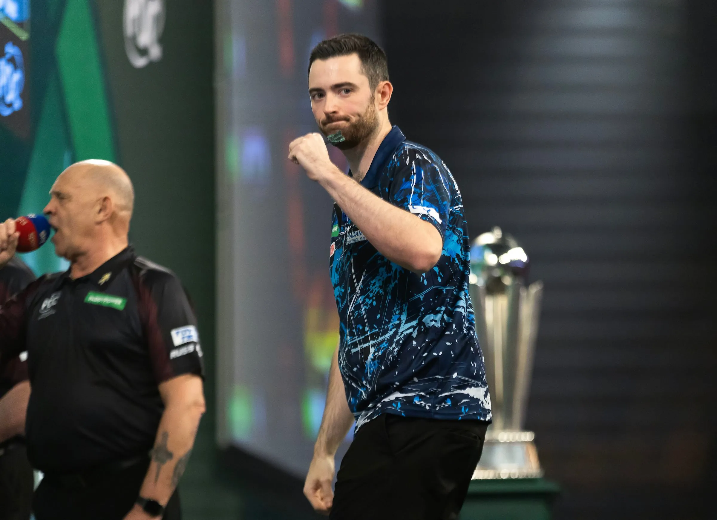 Luke Humphries is de PDC World Darts Championship kampioen en nummer één van de wereld