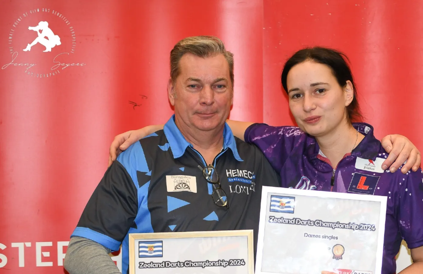 Philip van Gasse en Anna Hlavova winnen Zeeland Darts Championship 2024