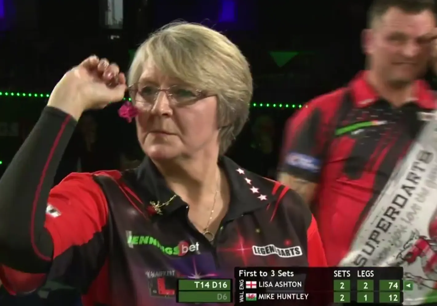 Lisa Ashton, Kevin Painter, Mark Dubridge en Neil Duff boeken winst op WK senioren