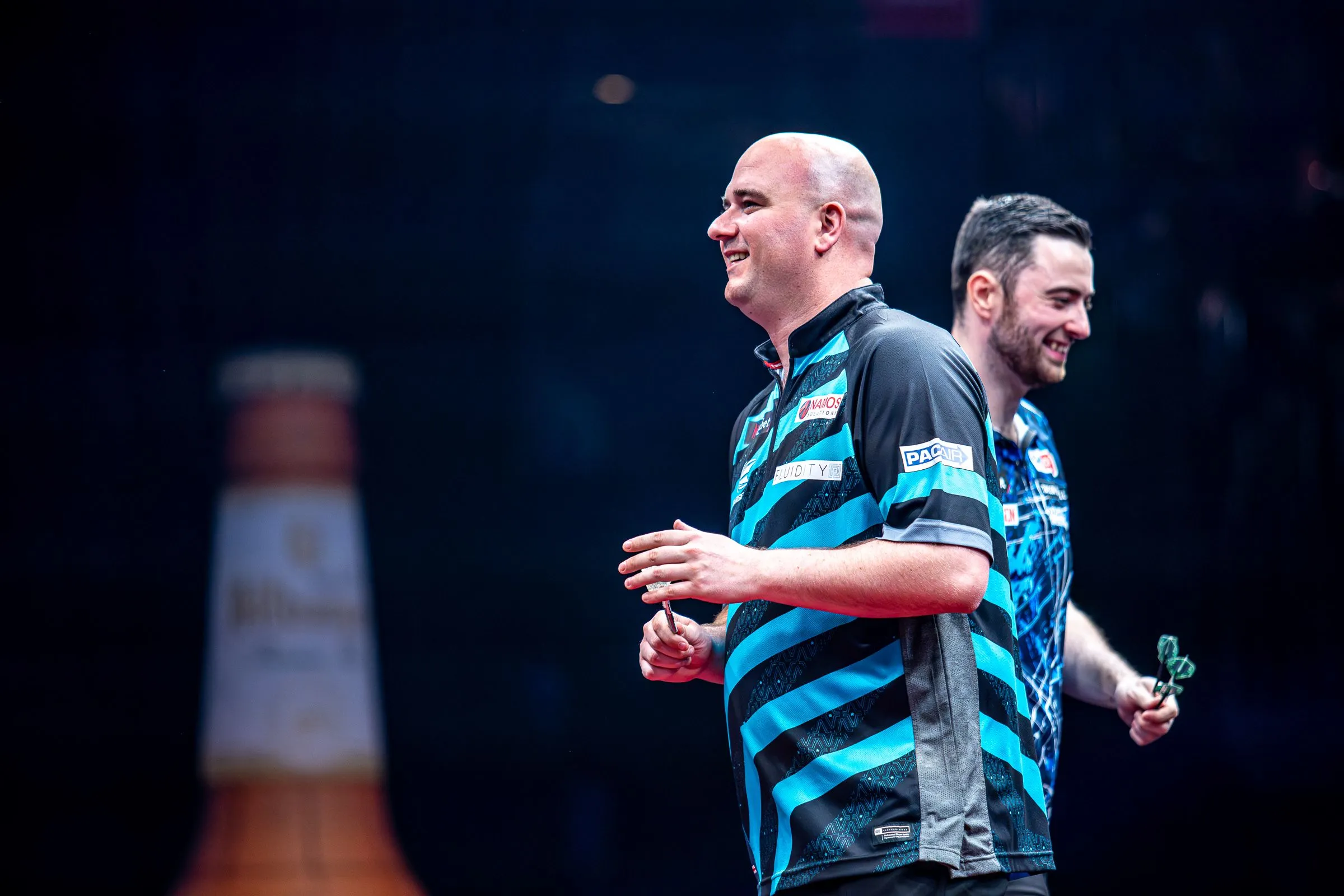Nordic Darts Masters: Cross en Price imponeren op hun route naar de halve finales, Humphries en Smith ook naar laatste vier
