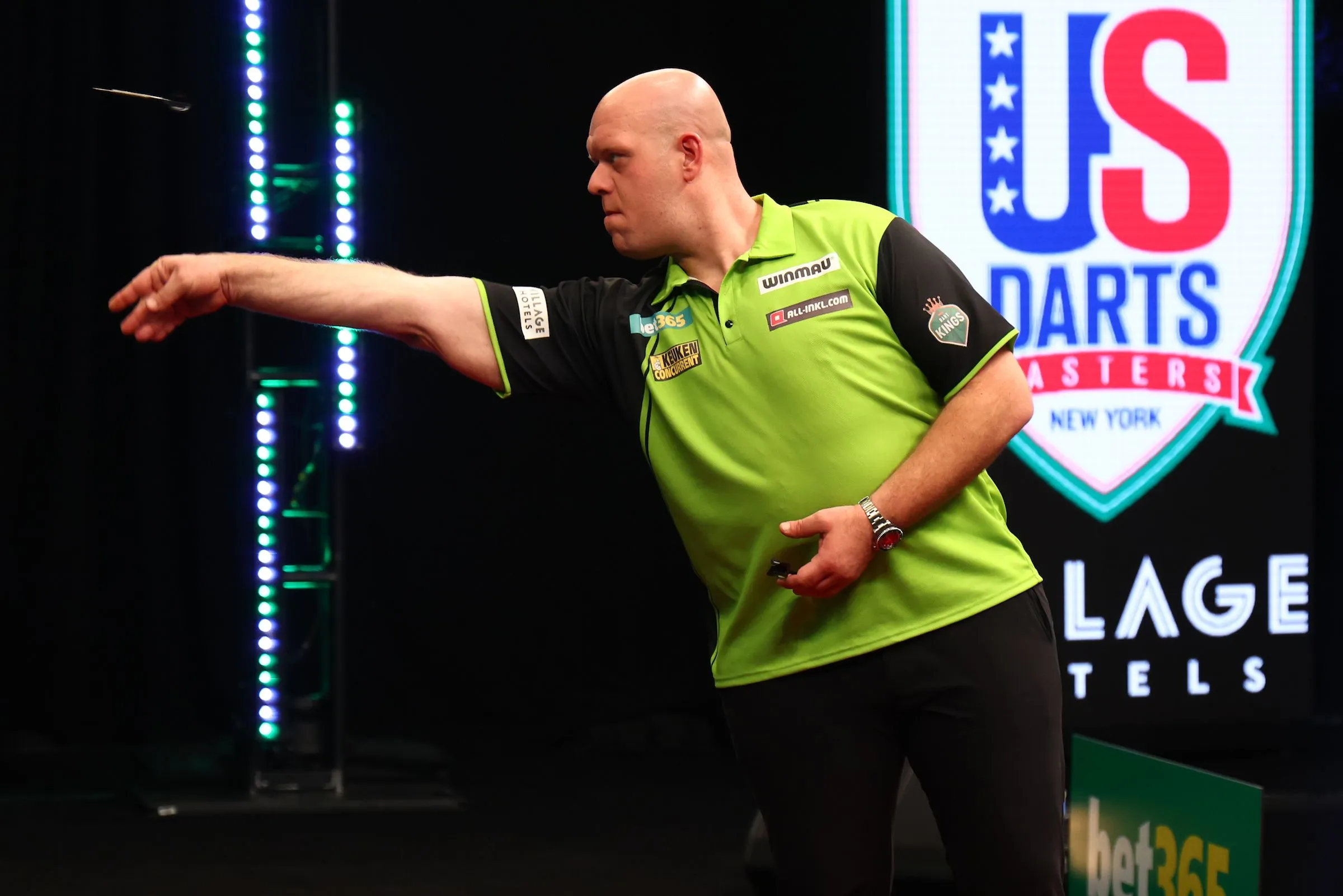 Luke Littler straalt in debuut op US Darts Masters, Van Gerwen zegeviert over Danny Lauby