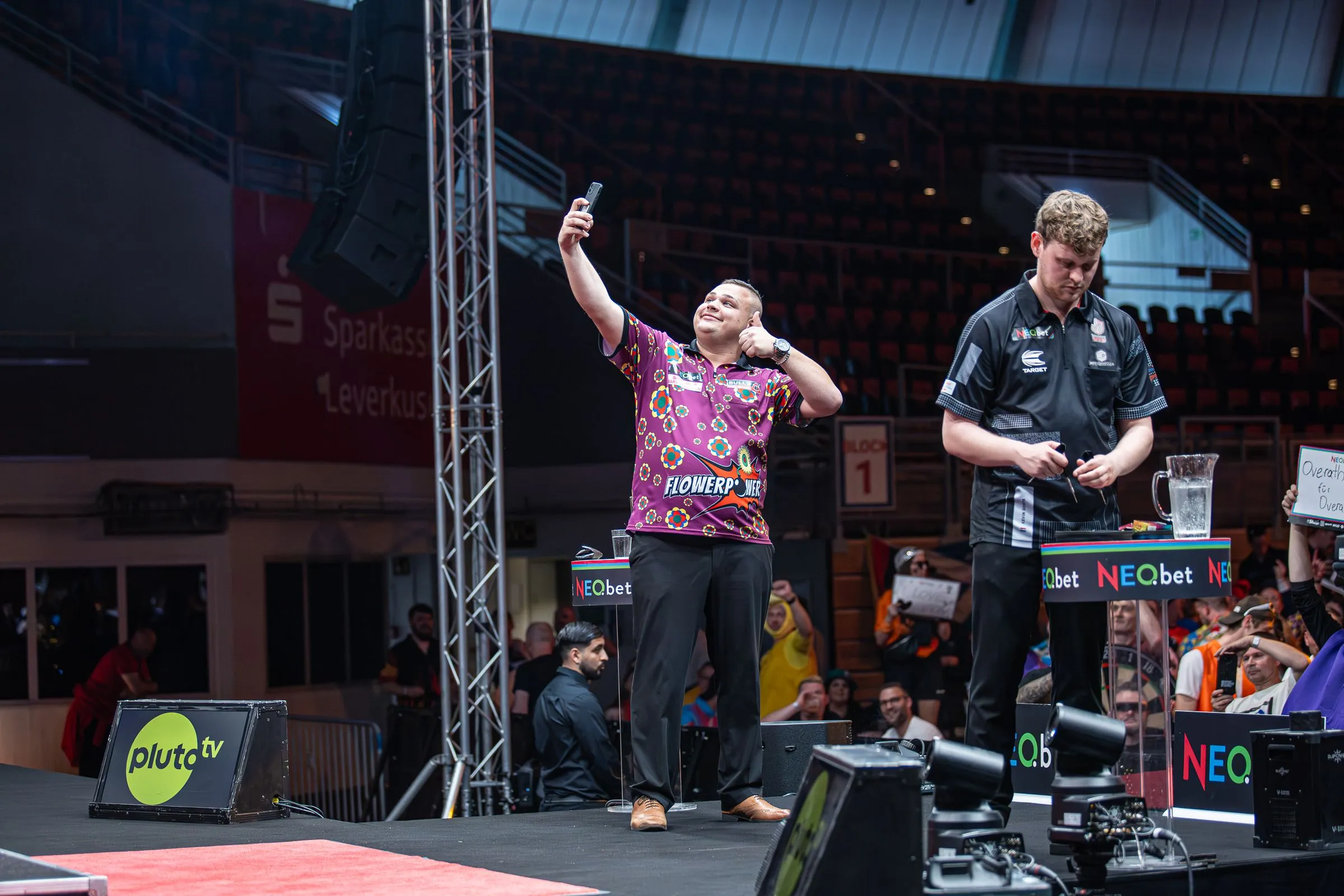 European Darts Open: Kevin Doets overwint Duitser, Taylor, Sedlacek en SlevinIn winnen ook
