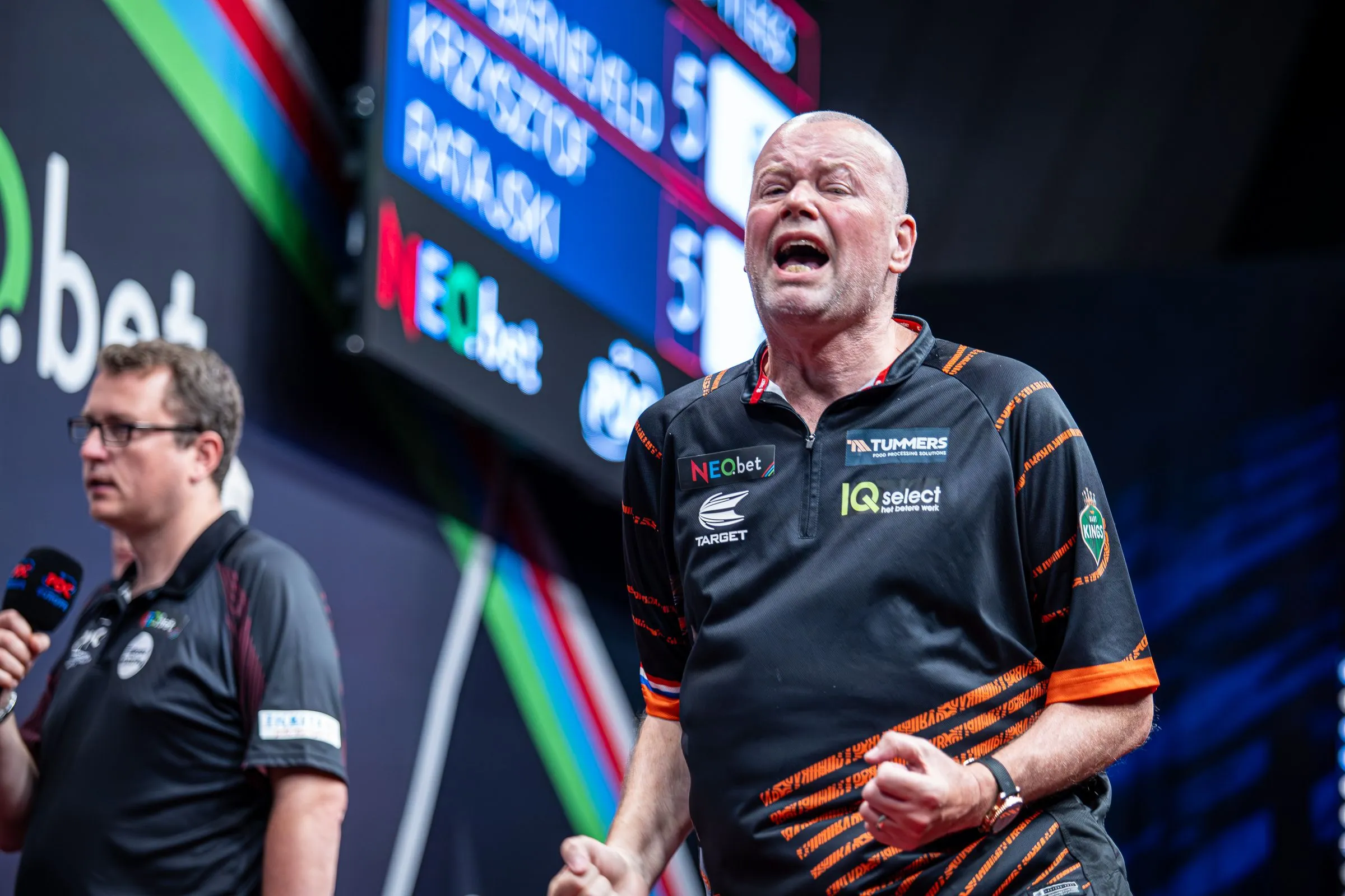 Twee Nederlanders en twee Belgen overleven vrijdagavondsessie Players Championship Finals