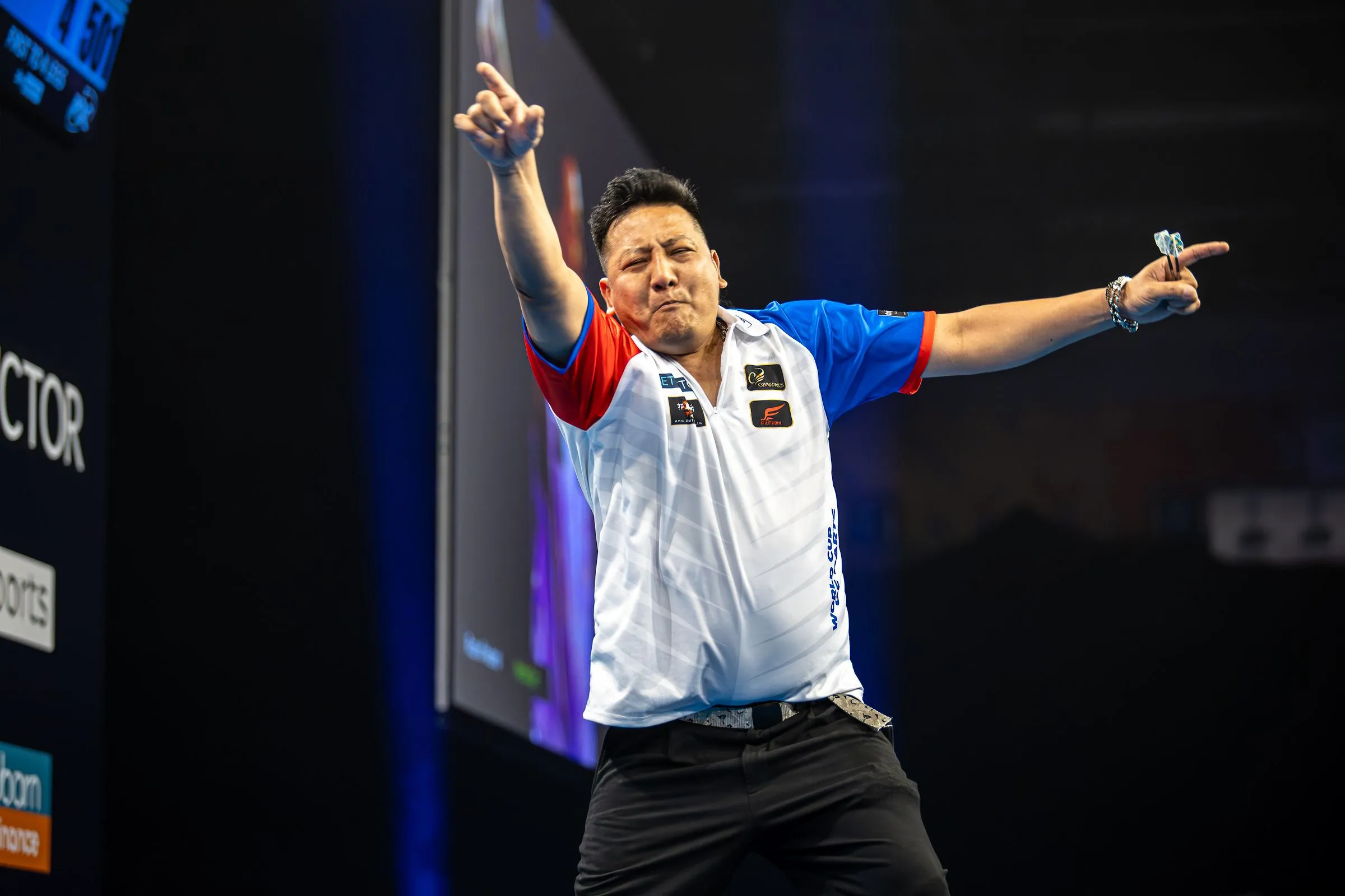 Chinese Taipei verrast met overwinning op Noord-Ierland bij World Cup of Darts