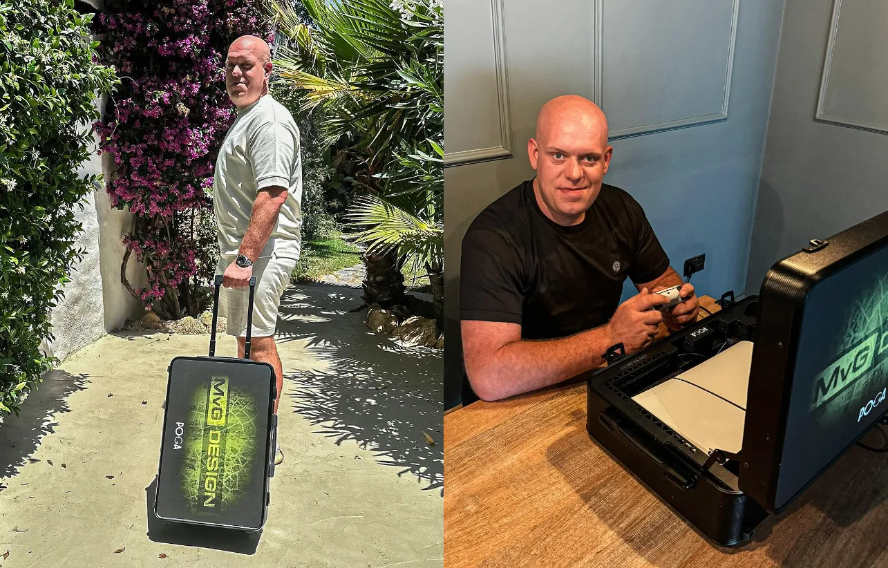 Michael van Gerwen reist met deze nieuwe koffer rond en daar zit iets bijzonder in
