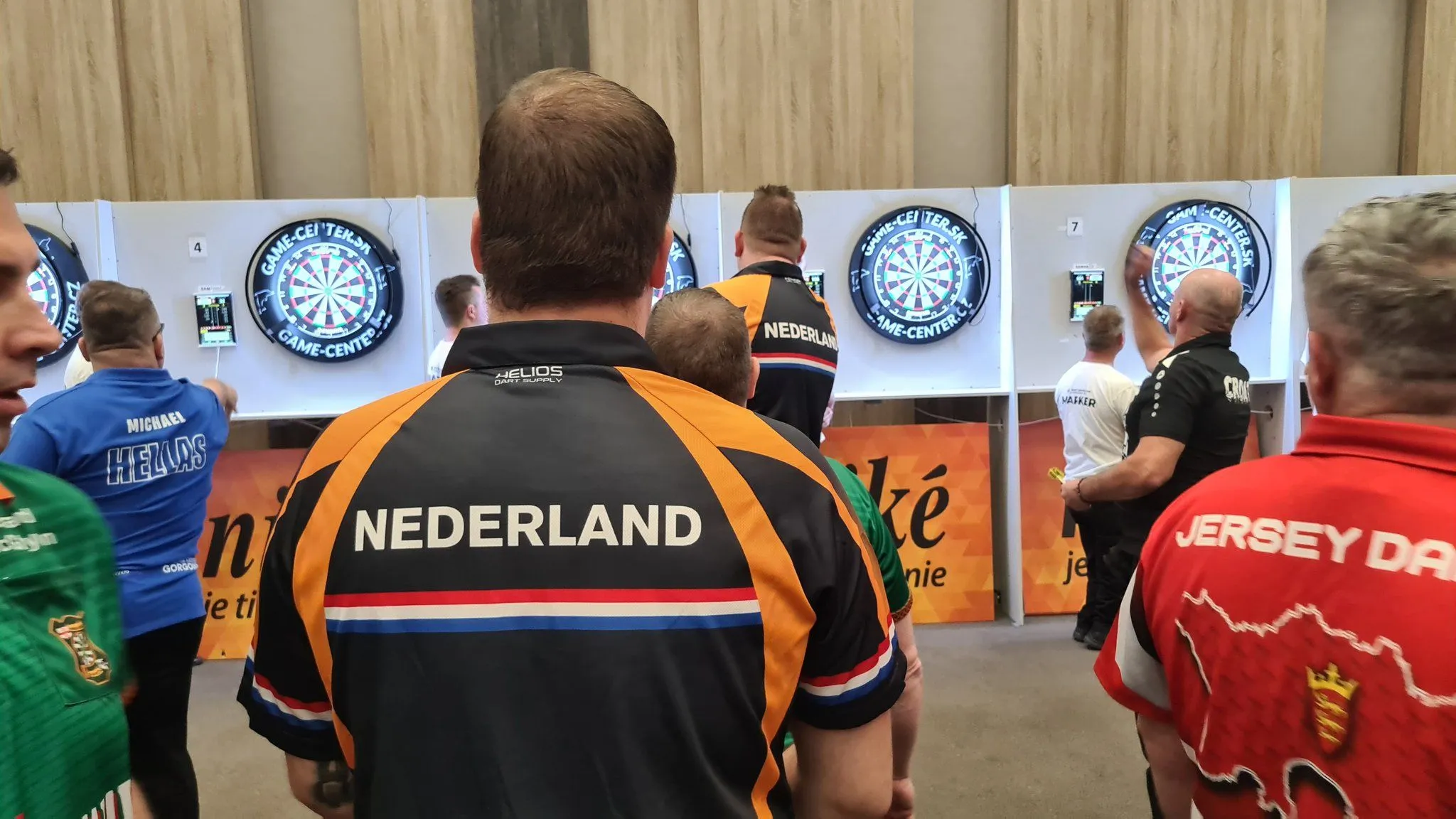 WDF Europe Cup 2024: Finaleplaatsen voor Olde Kalter en Dameskoppel op Dag 3