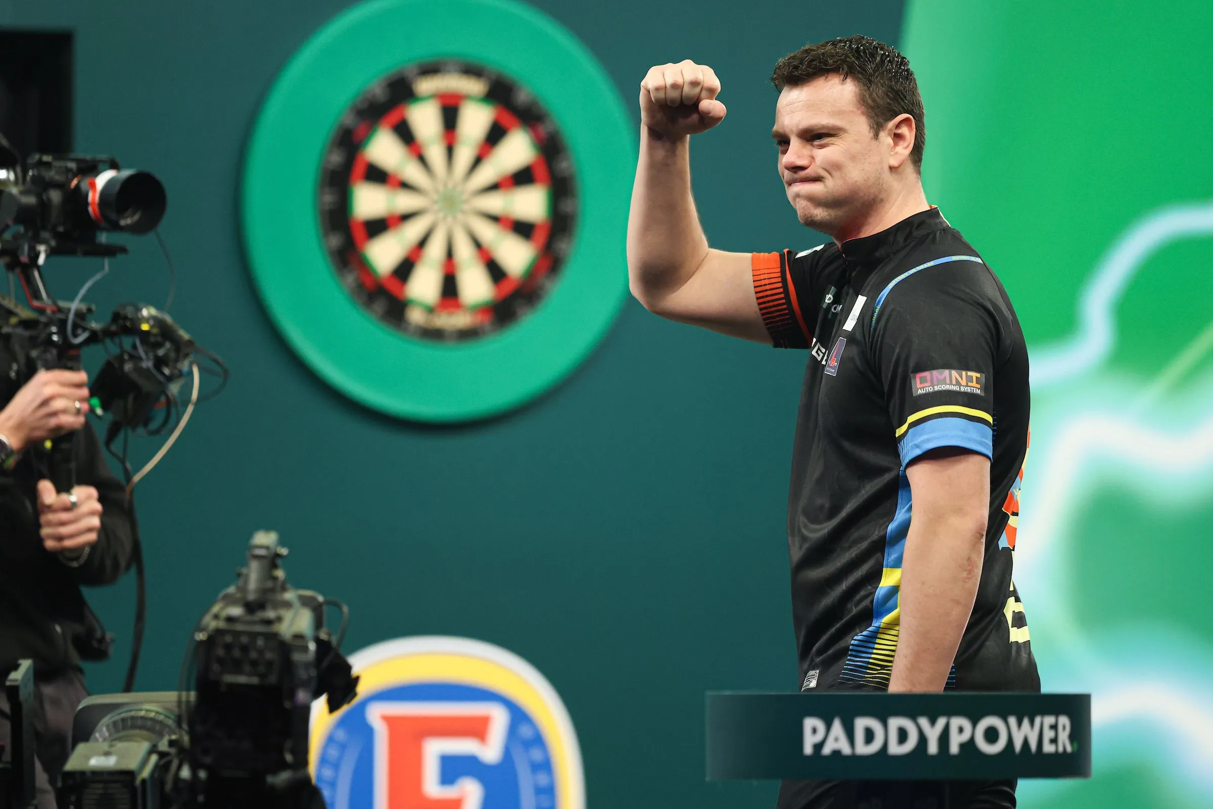 Dobey vervangt Van Gerwen op Nordic Darts Masters, ogen gericht op De Graaf en Dekker