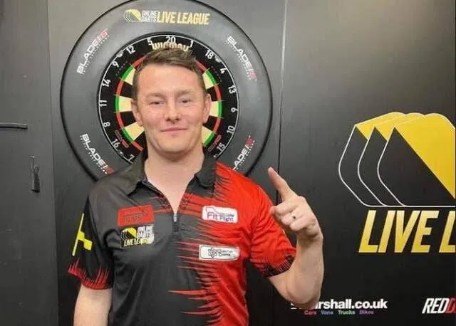 Mike Gillet wint voorlaatste UK Open Qualifier